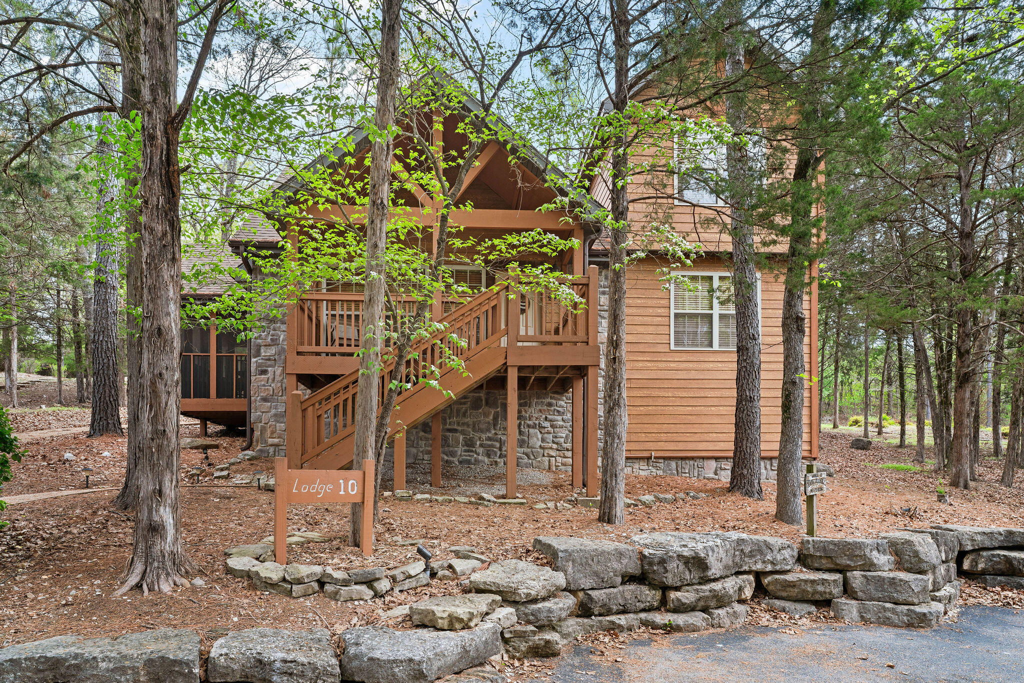 24 Lost Creek Circle Property Photo 6