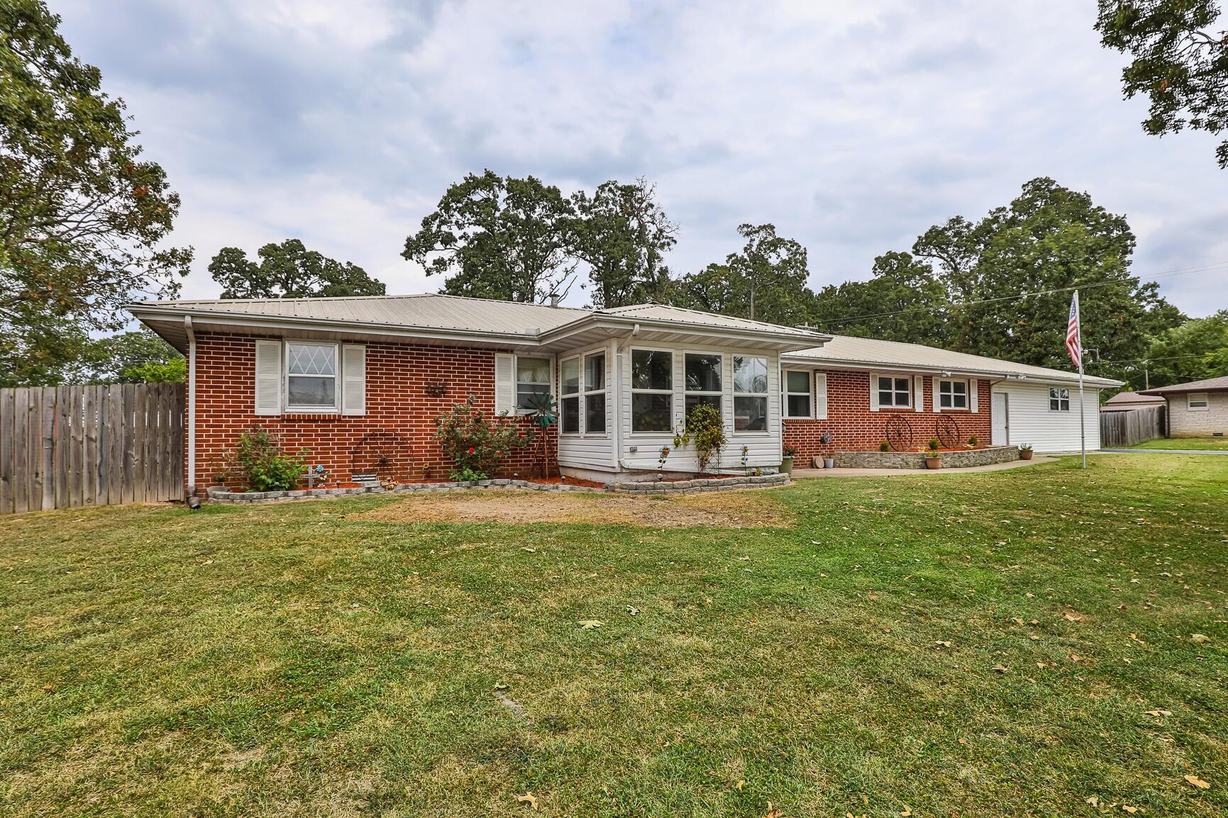 18760 Lawrence 2185 Property Photo 1