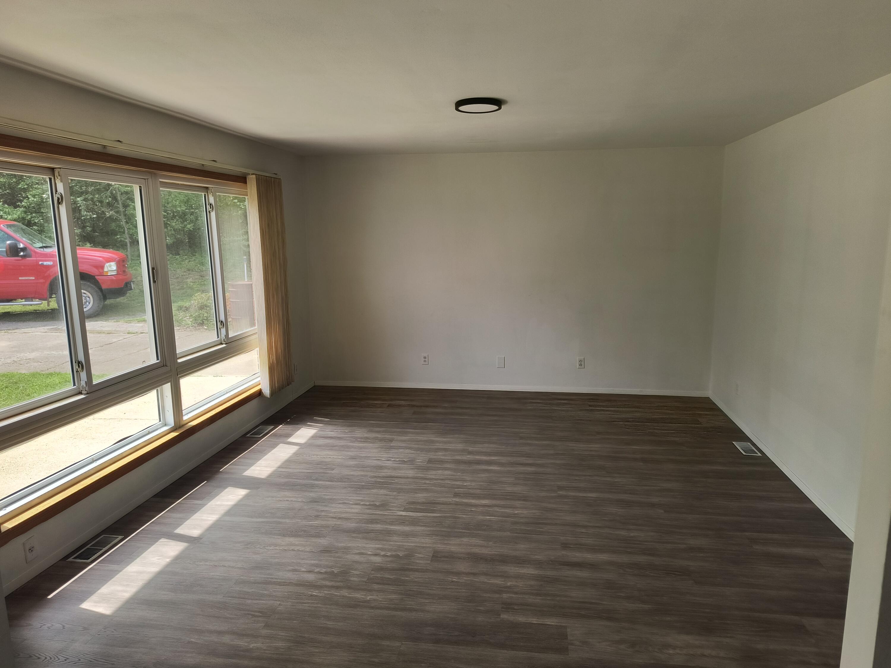 31 Parkview Circle Property Photo 11