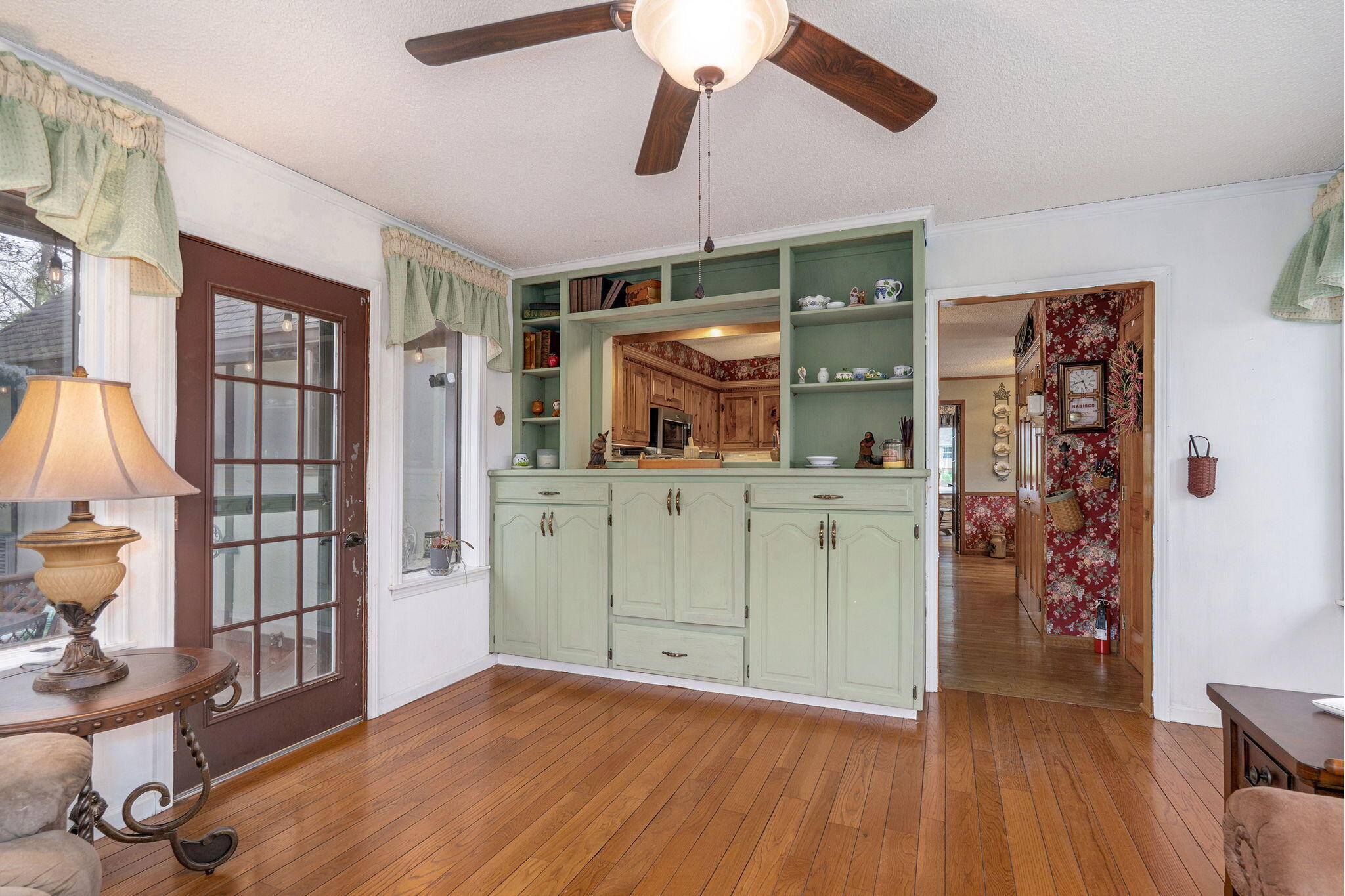 103 R J Lane Property Photo 14