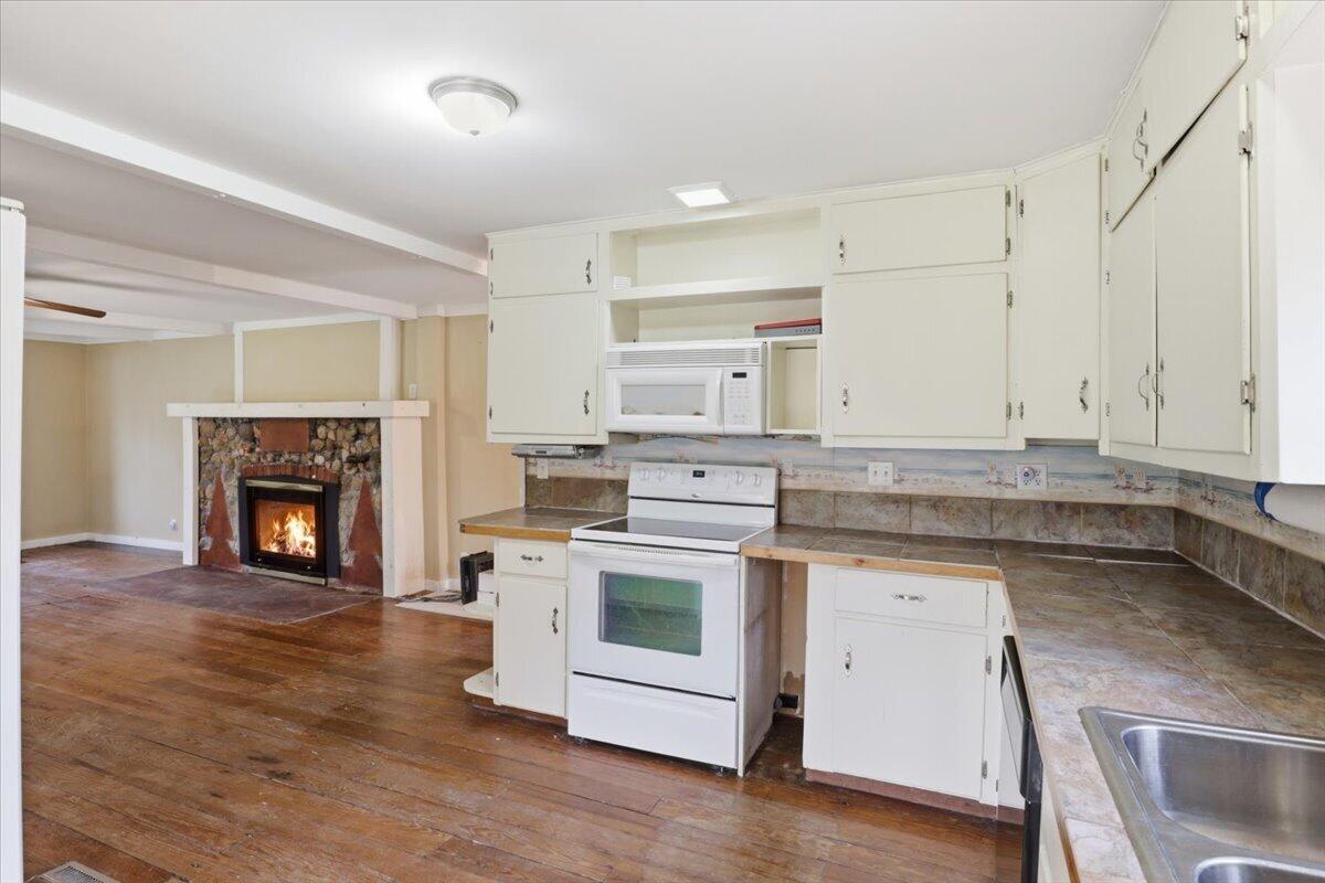 82 Watermill Road Property Photo 11