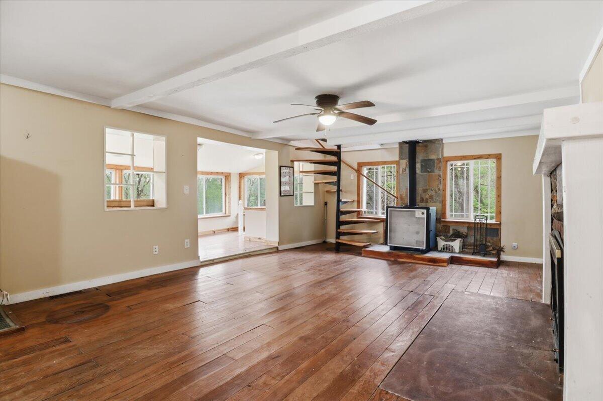 82 Watermill Road Property Photo 14