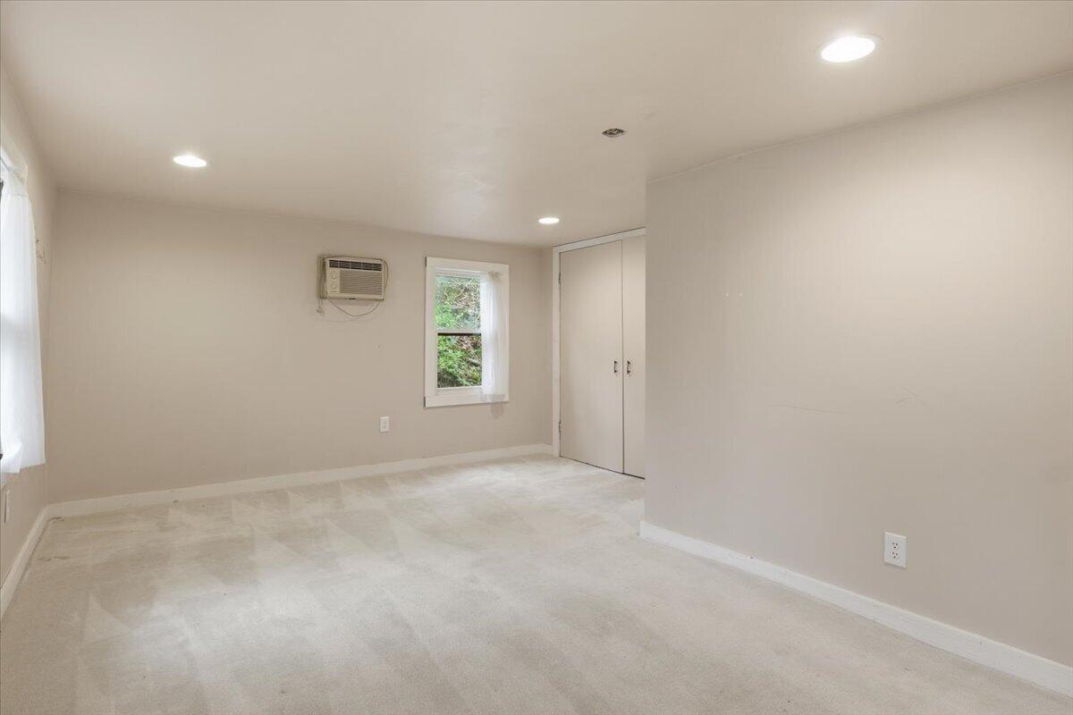 82 Watermill Road Property Photo 33