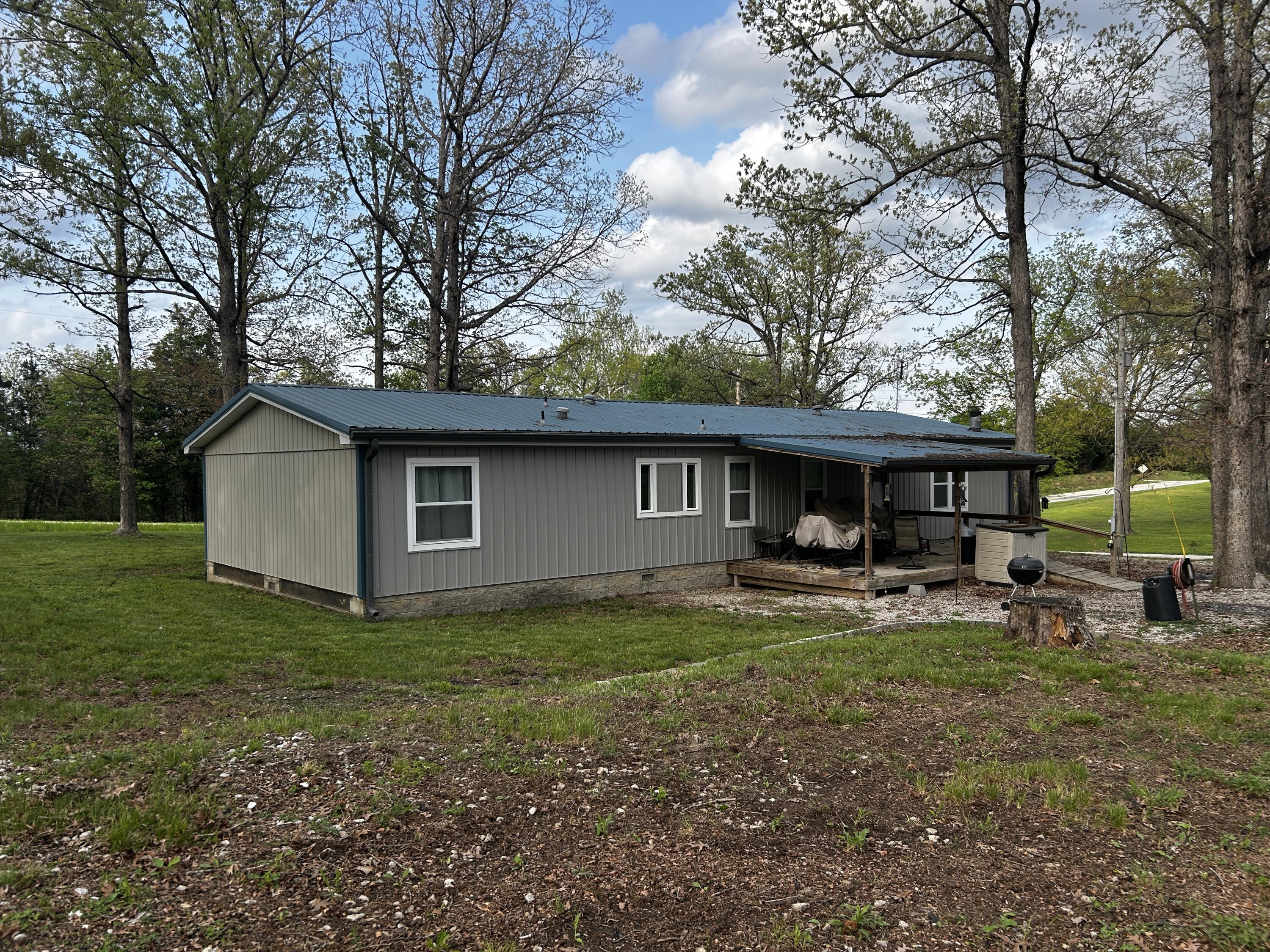 20240 East Highway H Property Photo 4