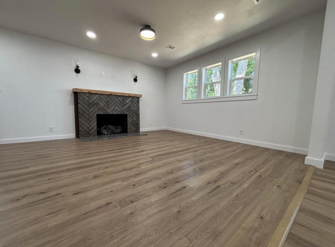 701 A Street Property Photo 6