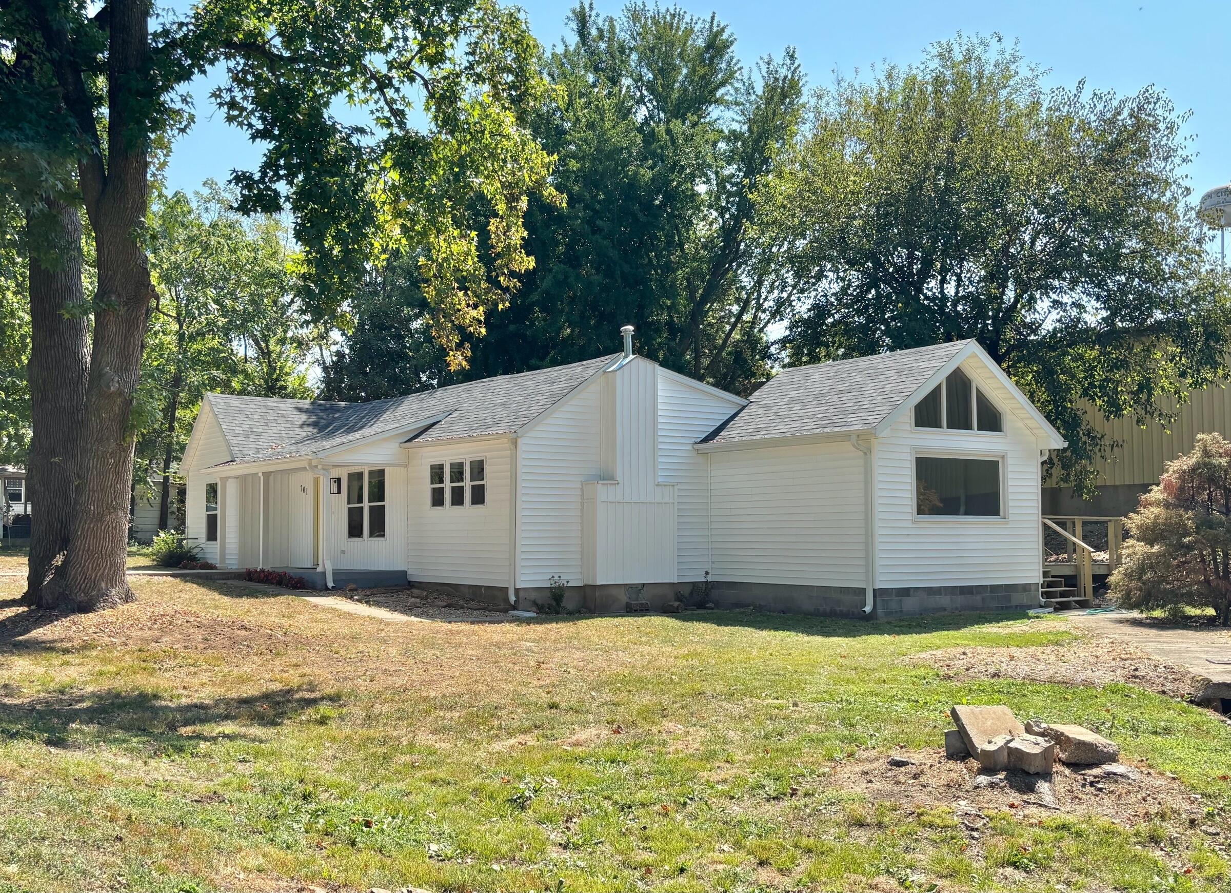 701 A Street Property Photo 19