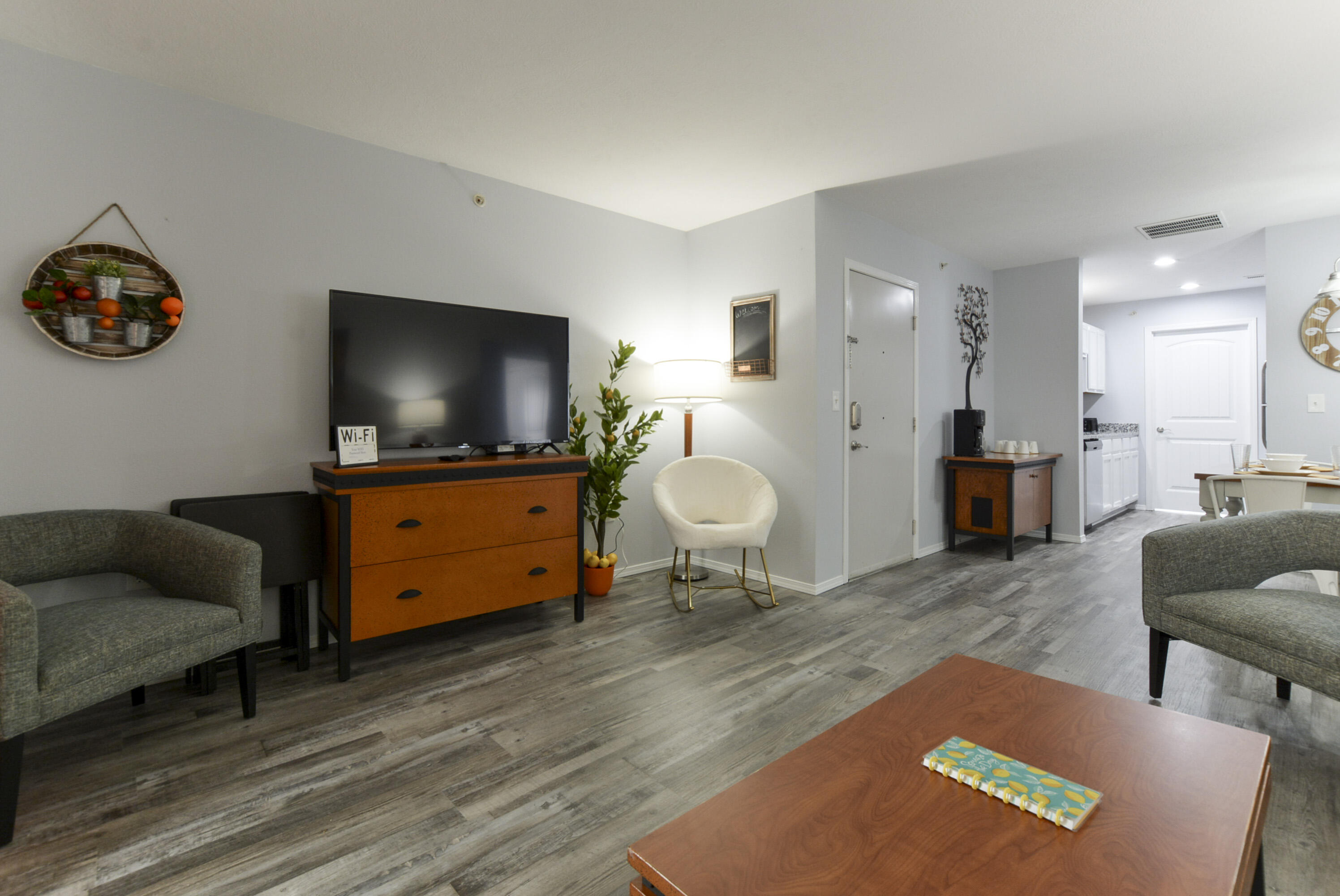 2914 Vineyards Parkway 1-4 Property Photo 6