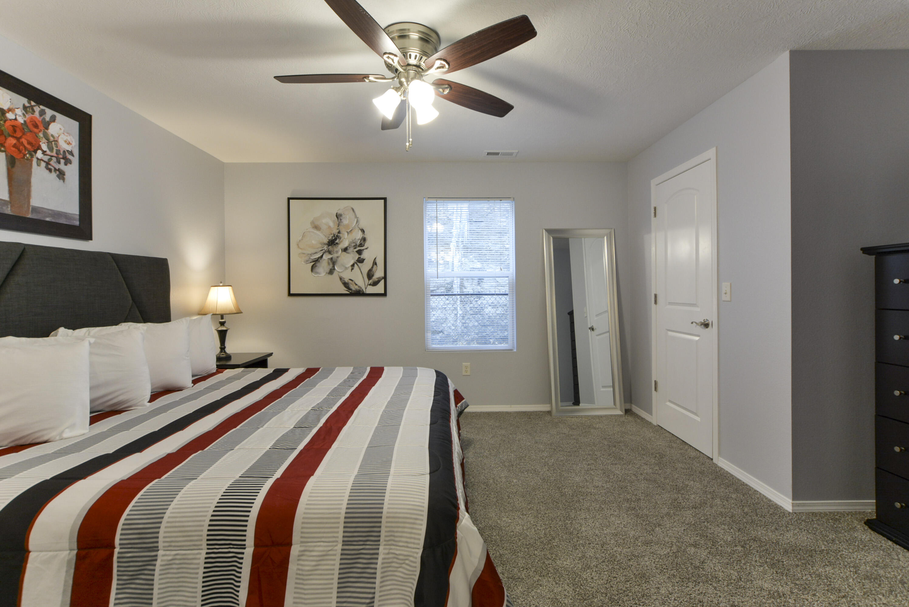 2914 Vineyards Parkway 1-4 Property Photo 73