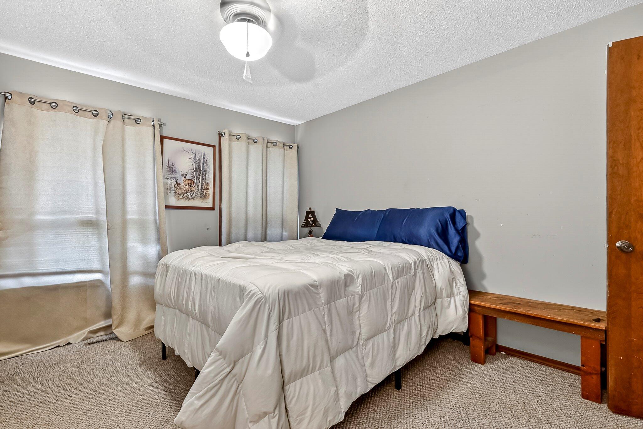 3369 East Foxtail Lane Property Photo 20