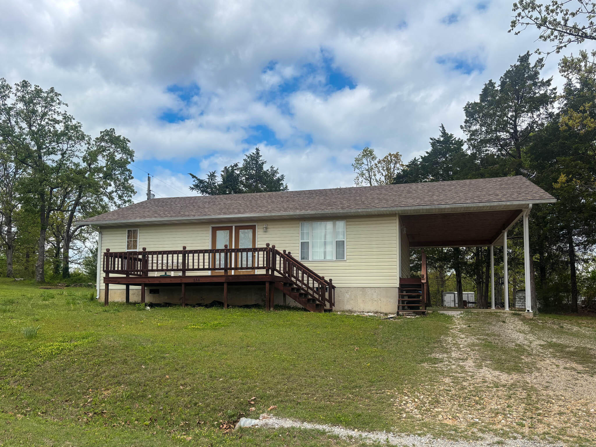 316 Blueridge Drive Property Photo 1