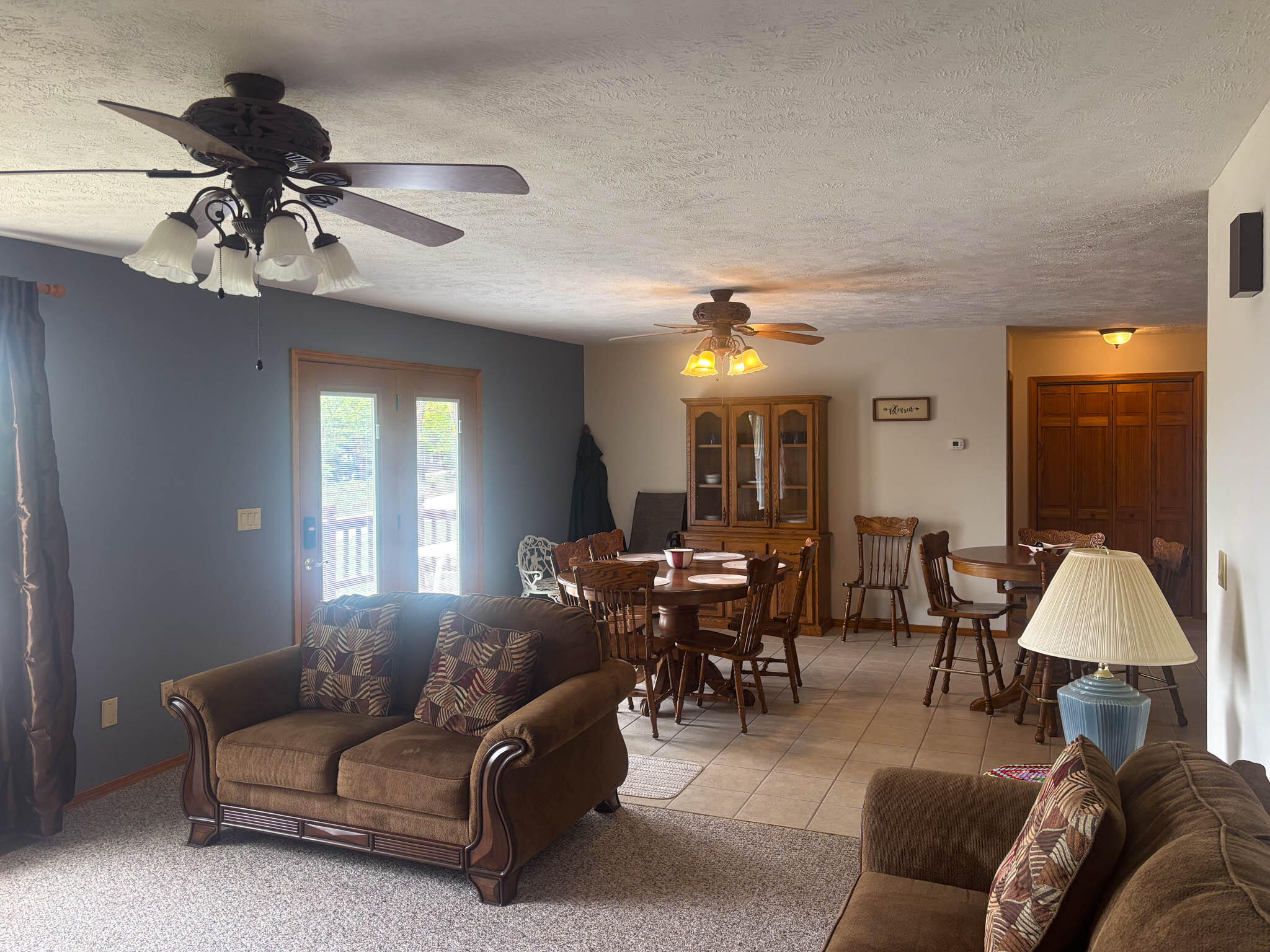 316 Blueridge Drive Property Photo 6