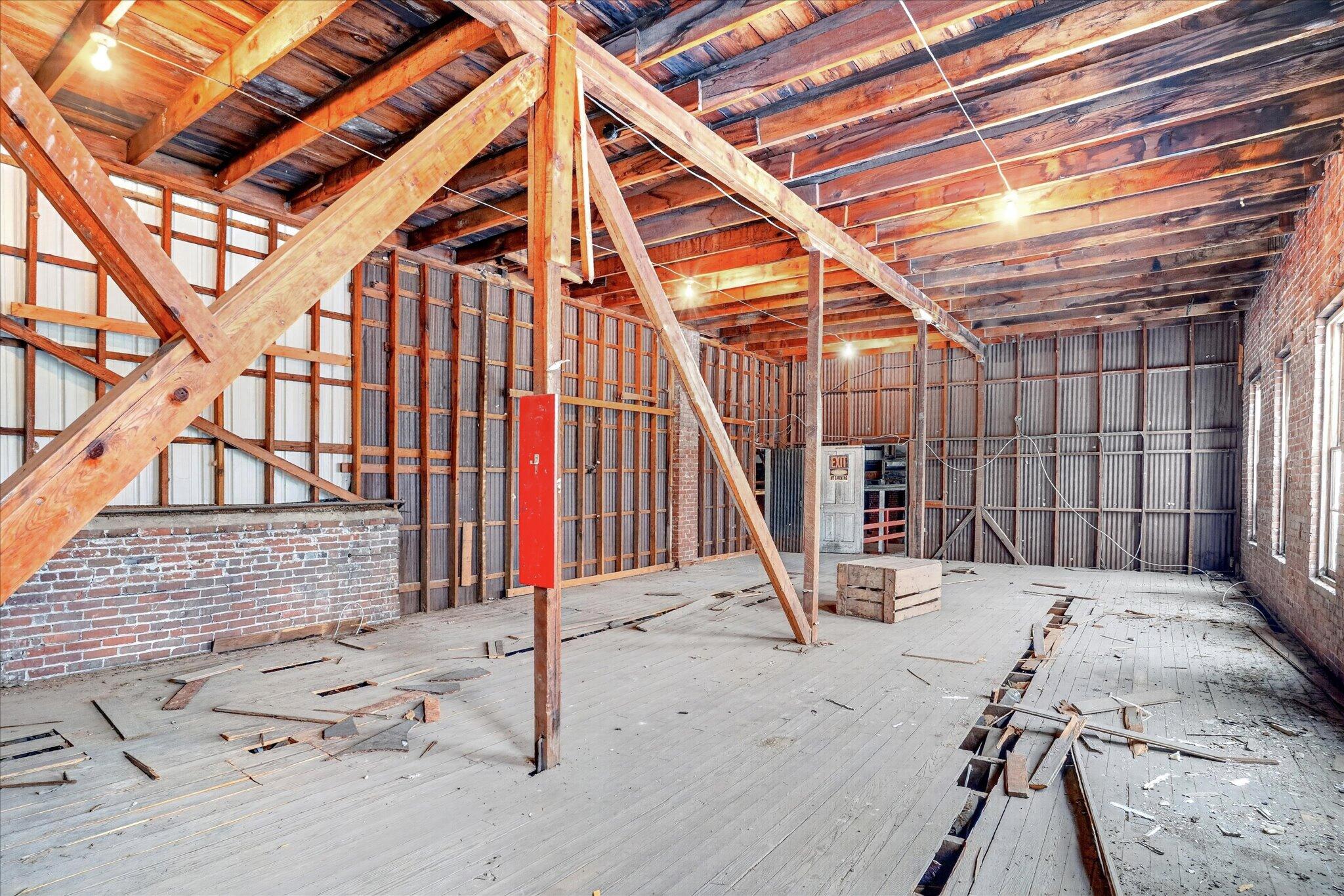 33 West Olive Street Property Photo 34