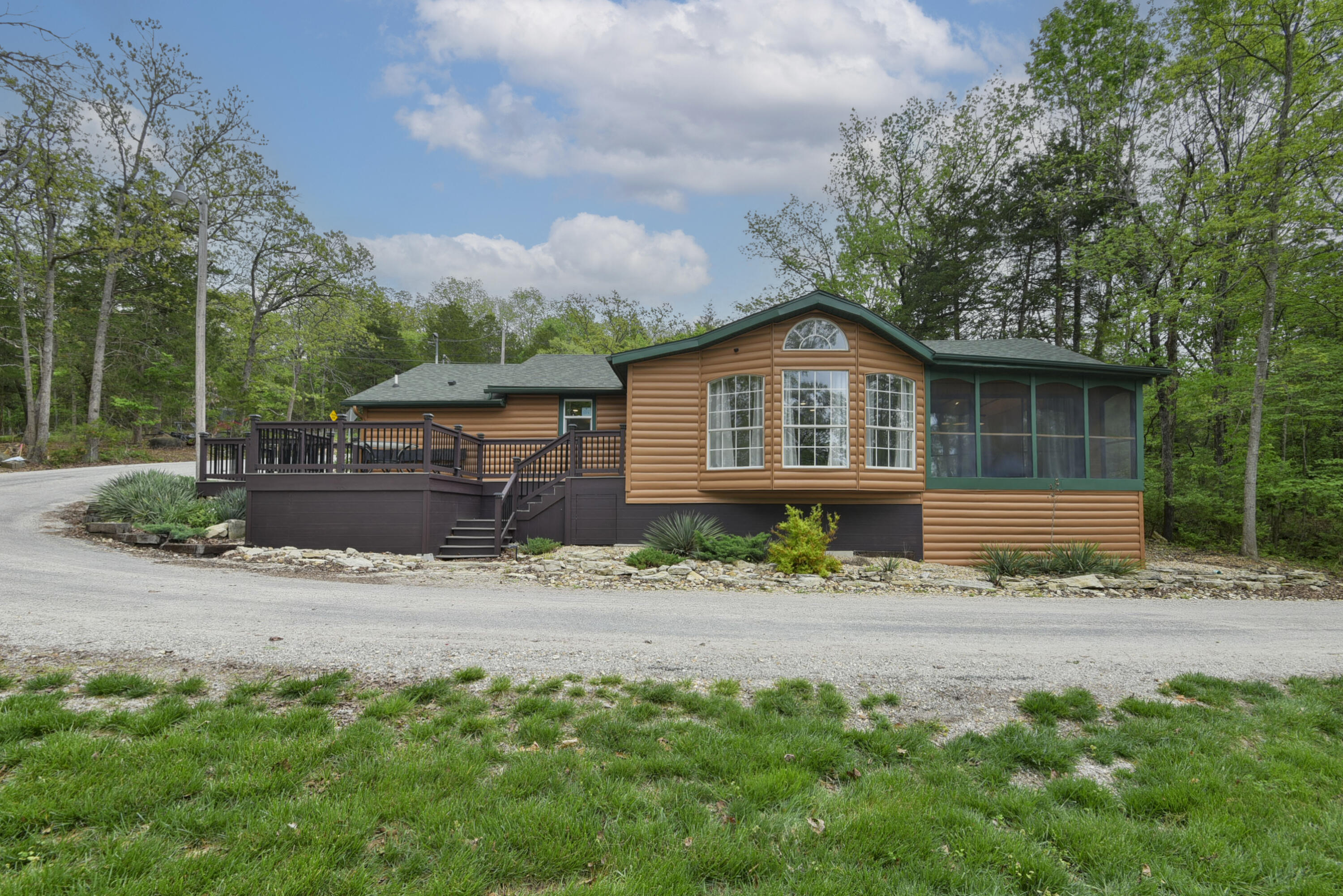 139 Palasade Court Property Photo 4