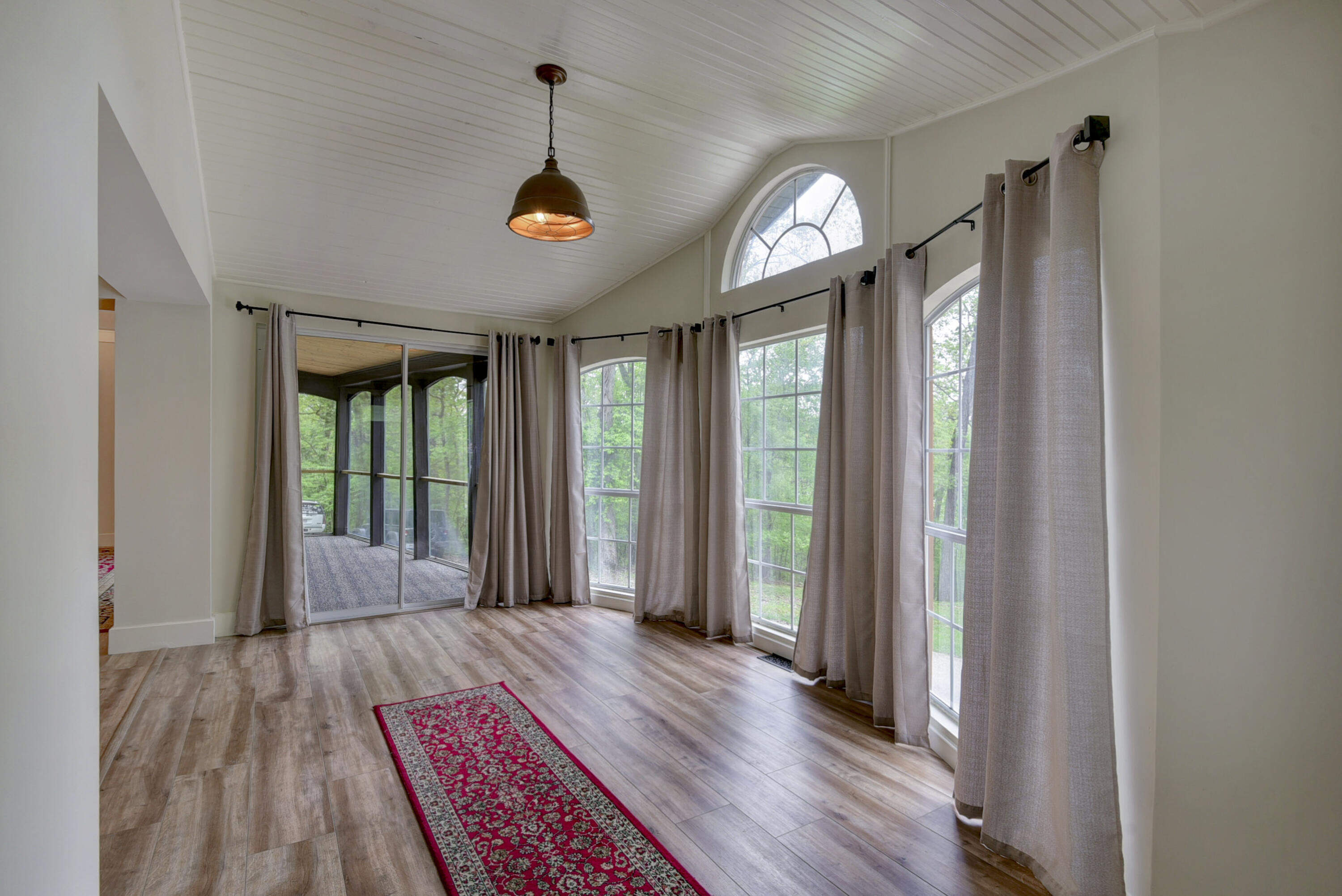 139 Palasade Court Property Photo 8
