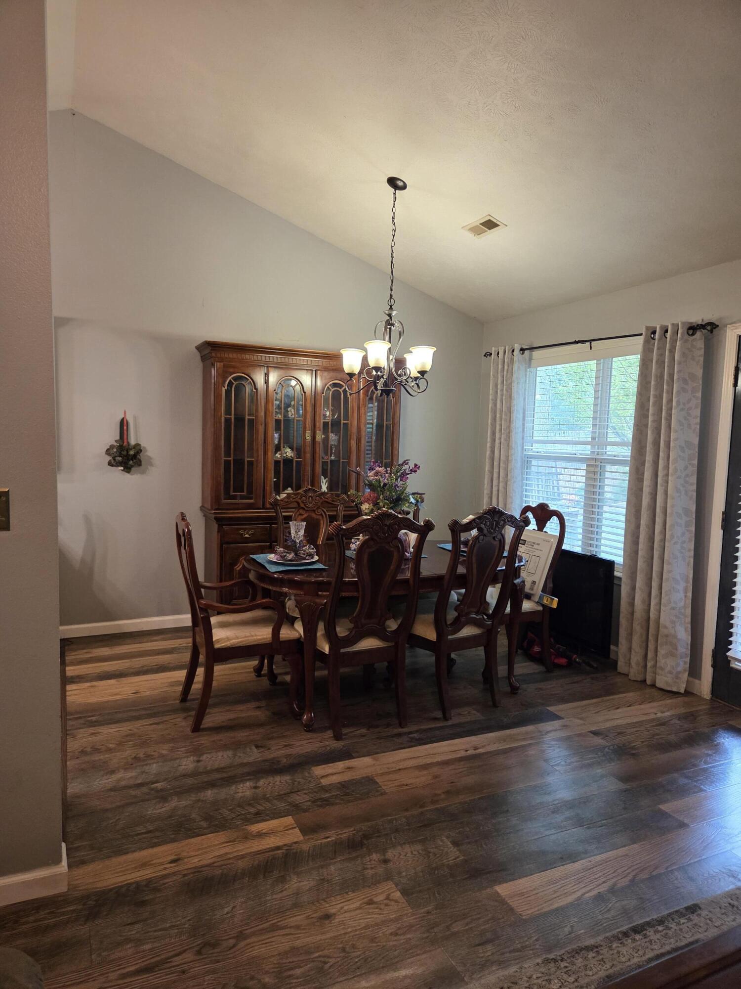 131 Birchwood Circle Property Photo 3
