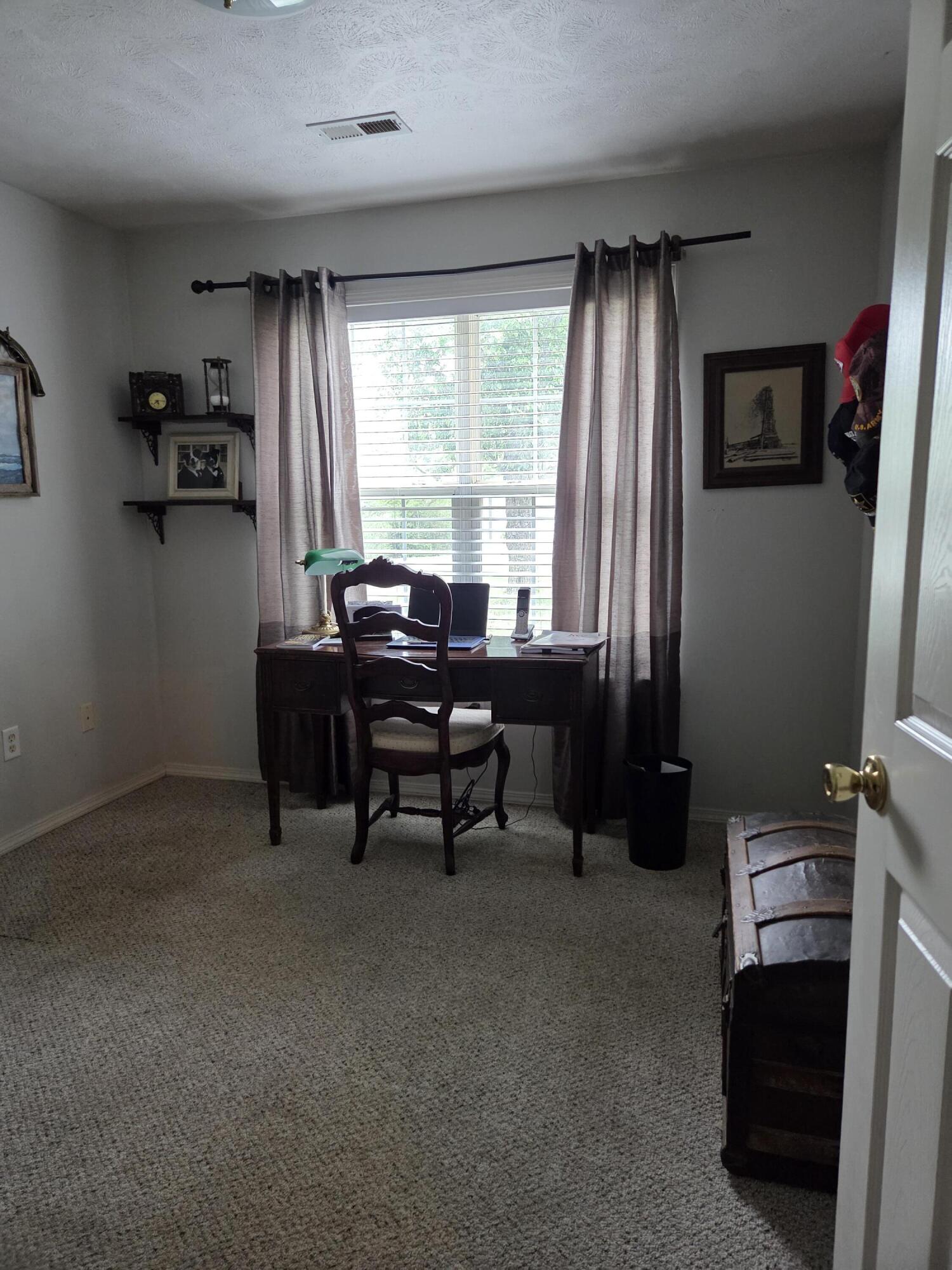 131 Birchwood Circle Property Photo 5