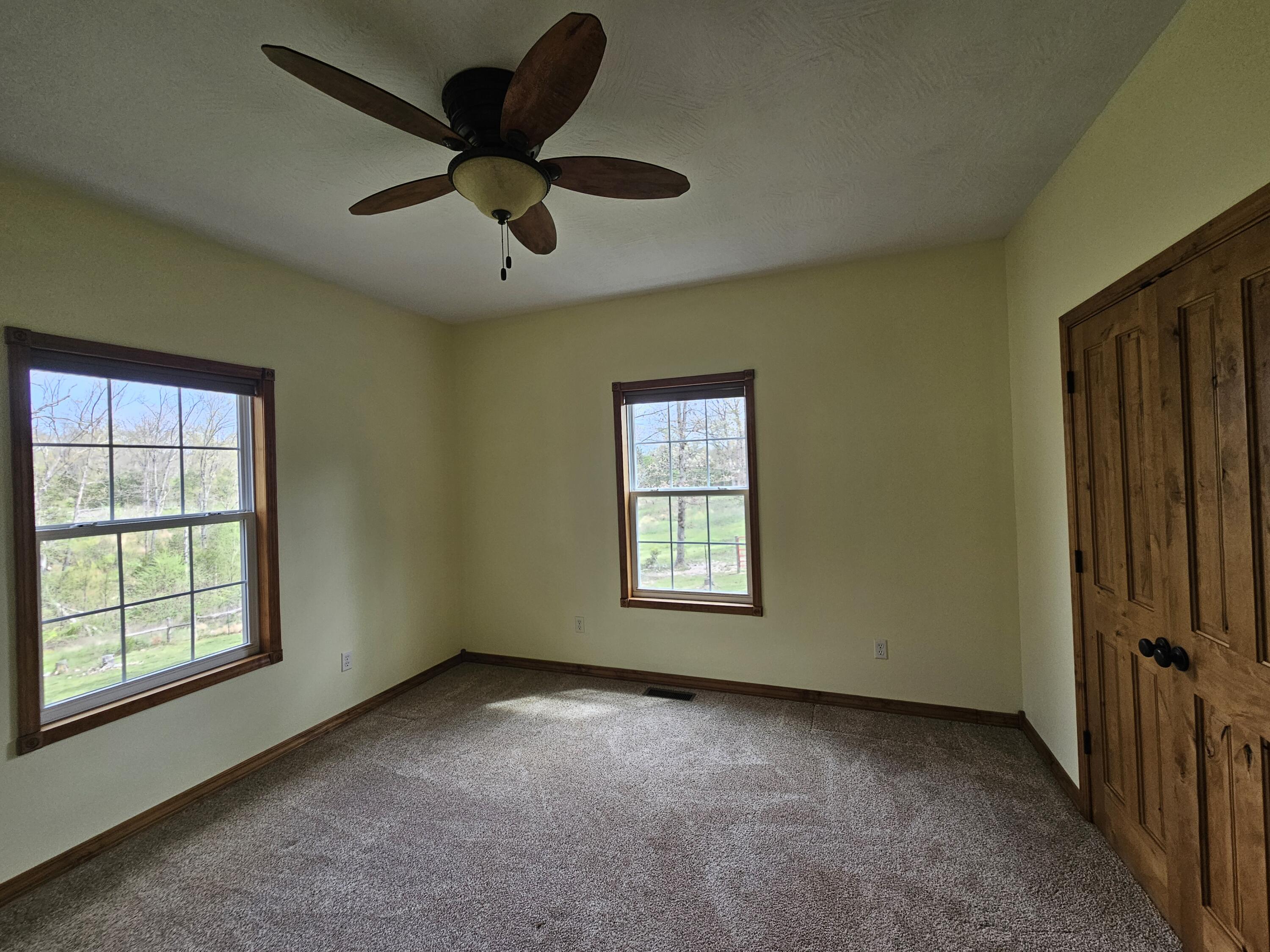 633 East Mountain Drive Property Photo 41