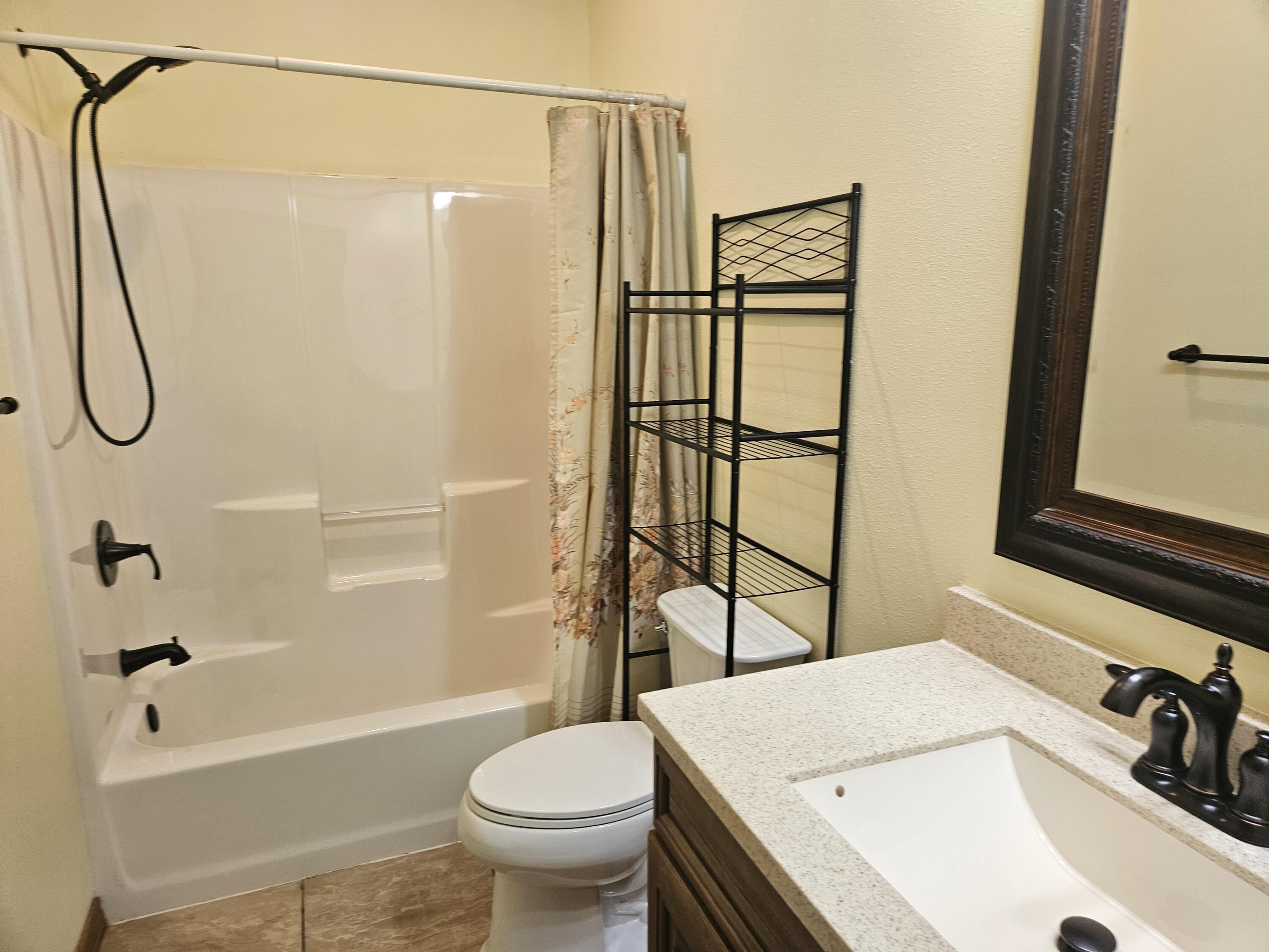 633 East Mountain Drive Property Photo 43