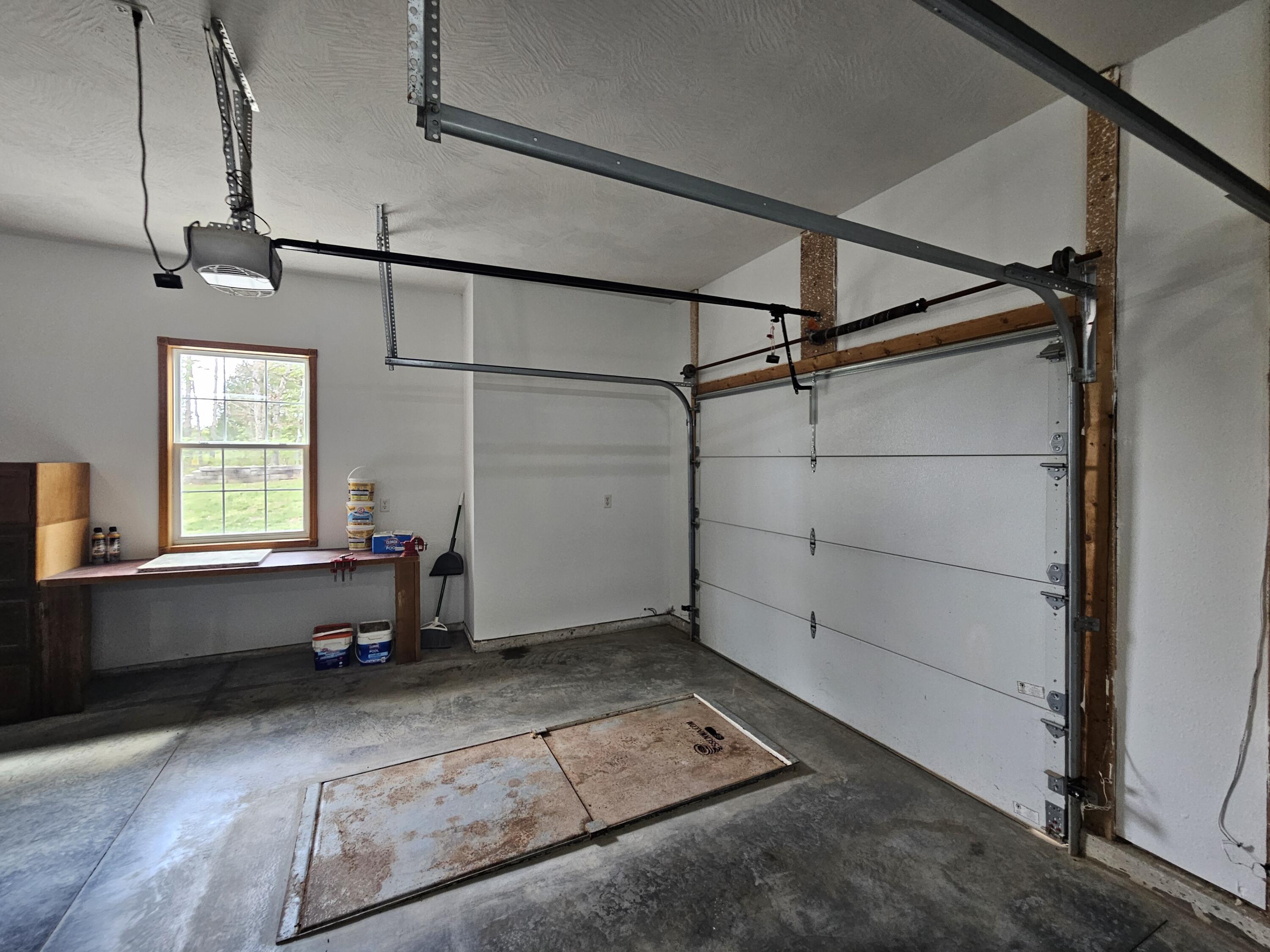 633 East Mountain Drive Property Photo 63