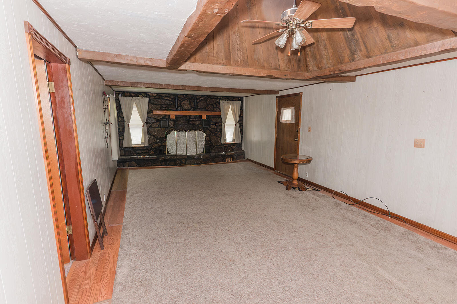 5423 South 226th Road Property Photo 8