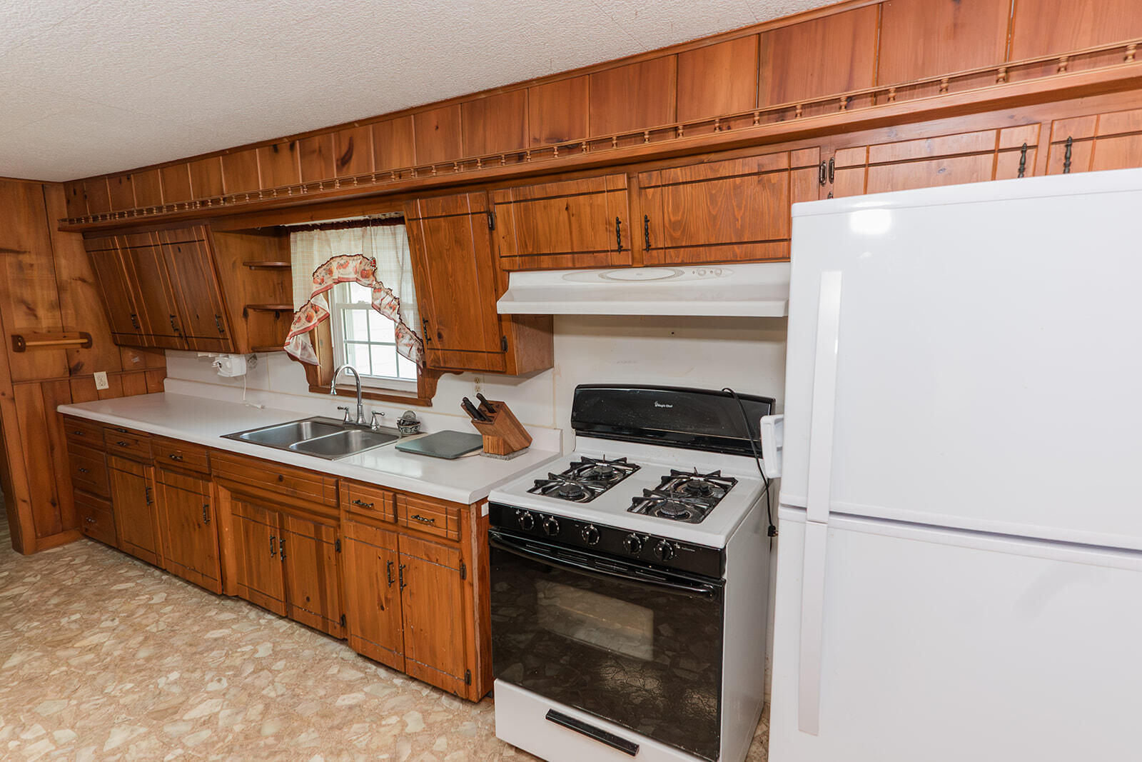 5423 South 226th Road Property Photo 16