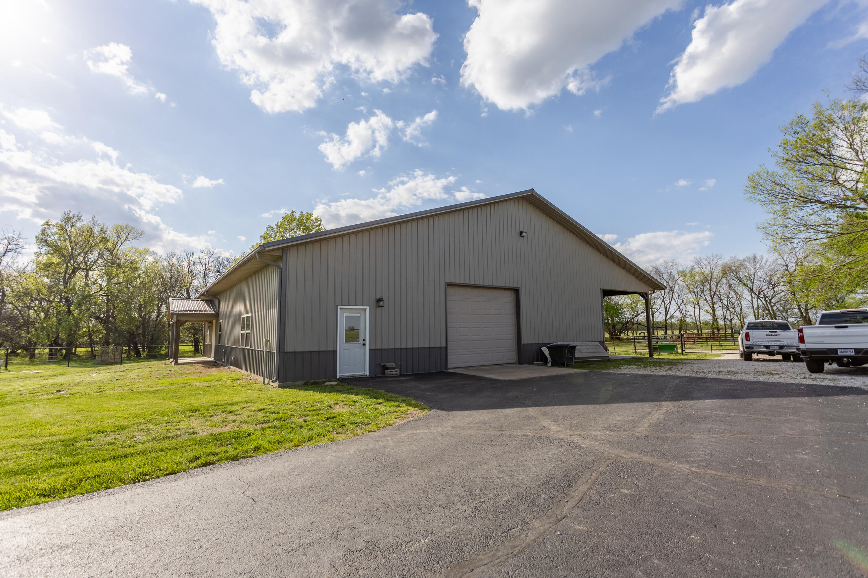17765 Pembrook Road Property Photo 41