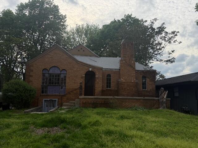959 South Kickapoo Avenue Property Photo 1