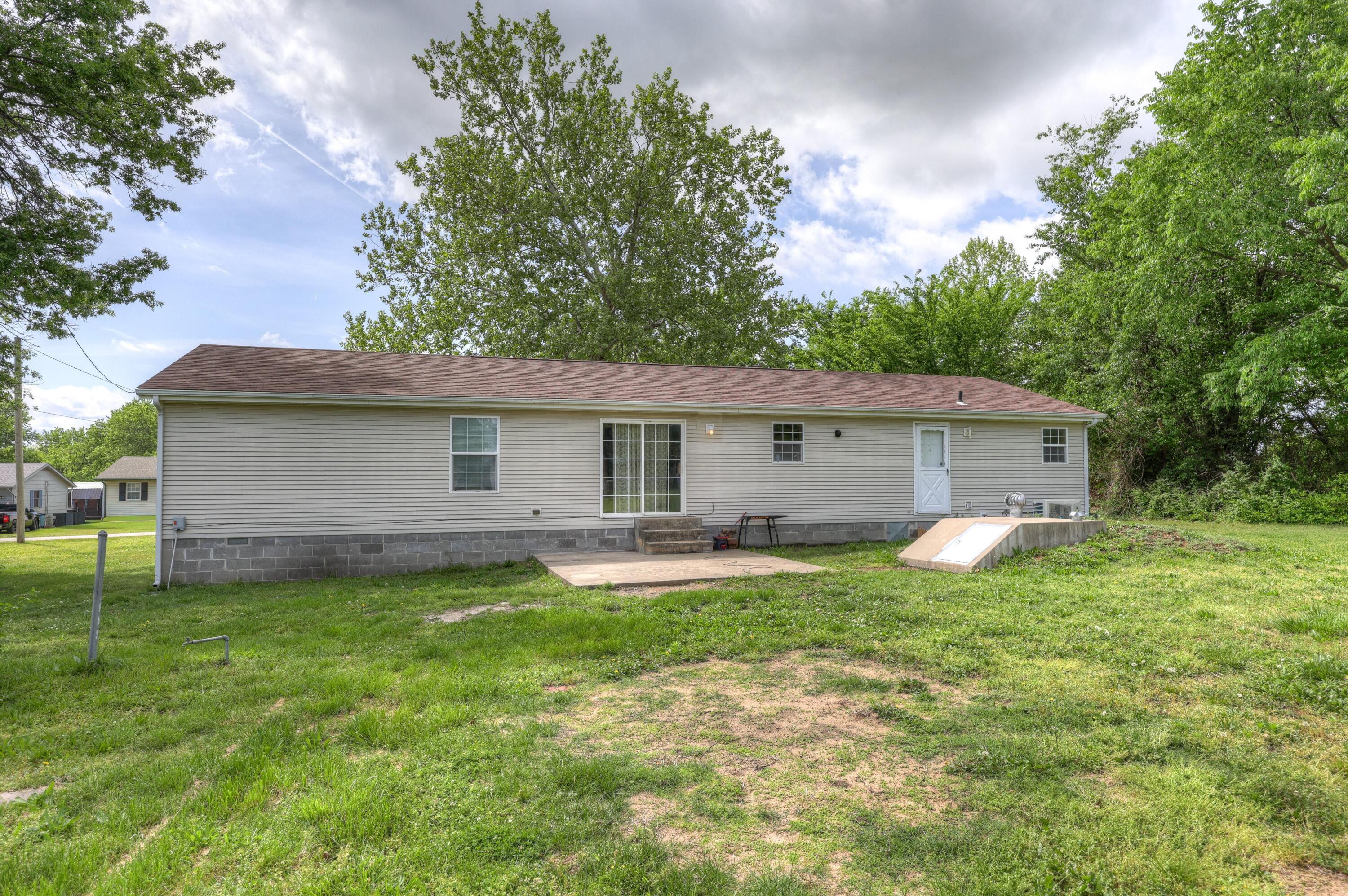 311 Miller Street Property Photo 8