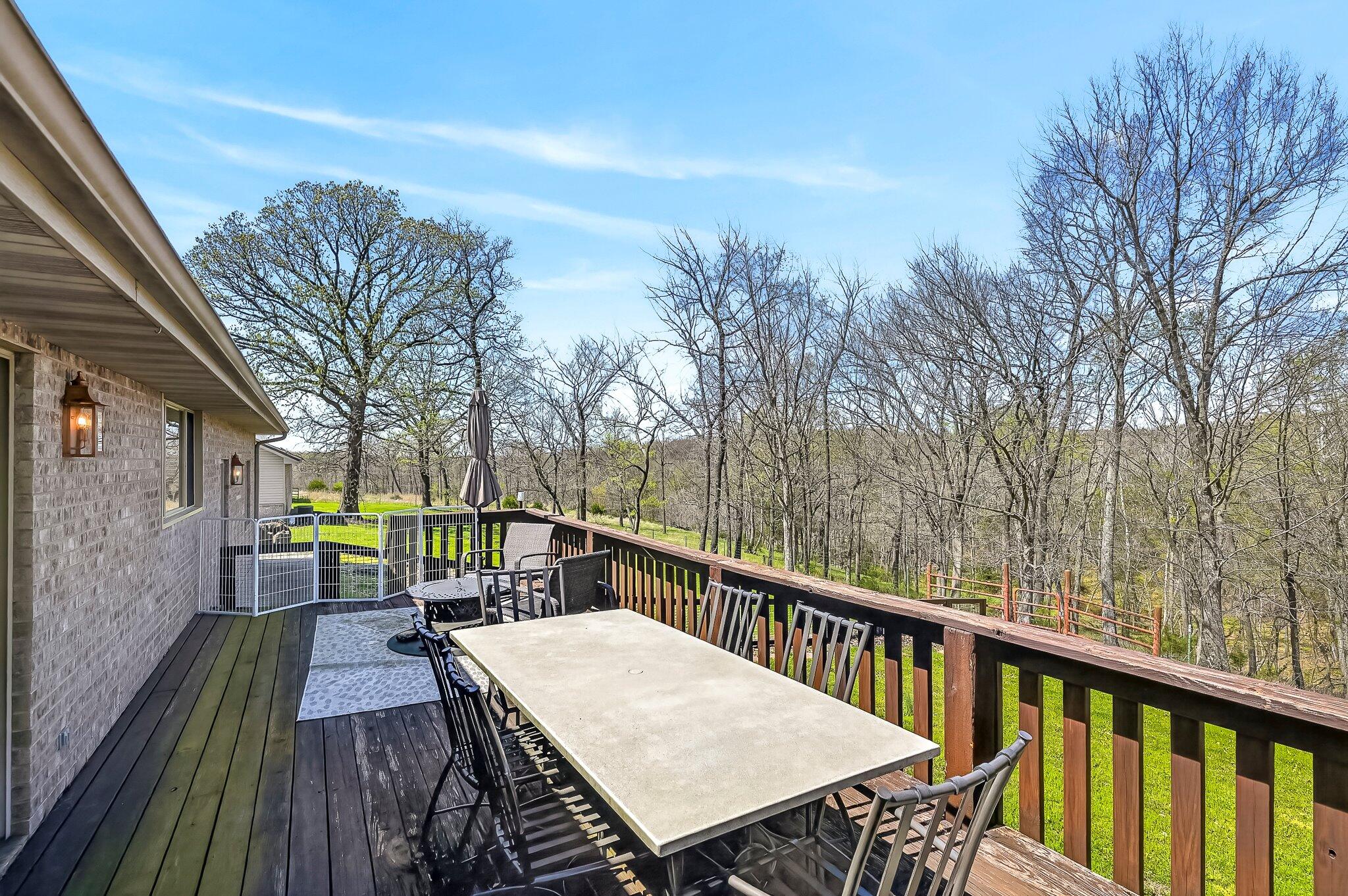 775 East 505th Road Property Photo 35