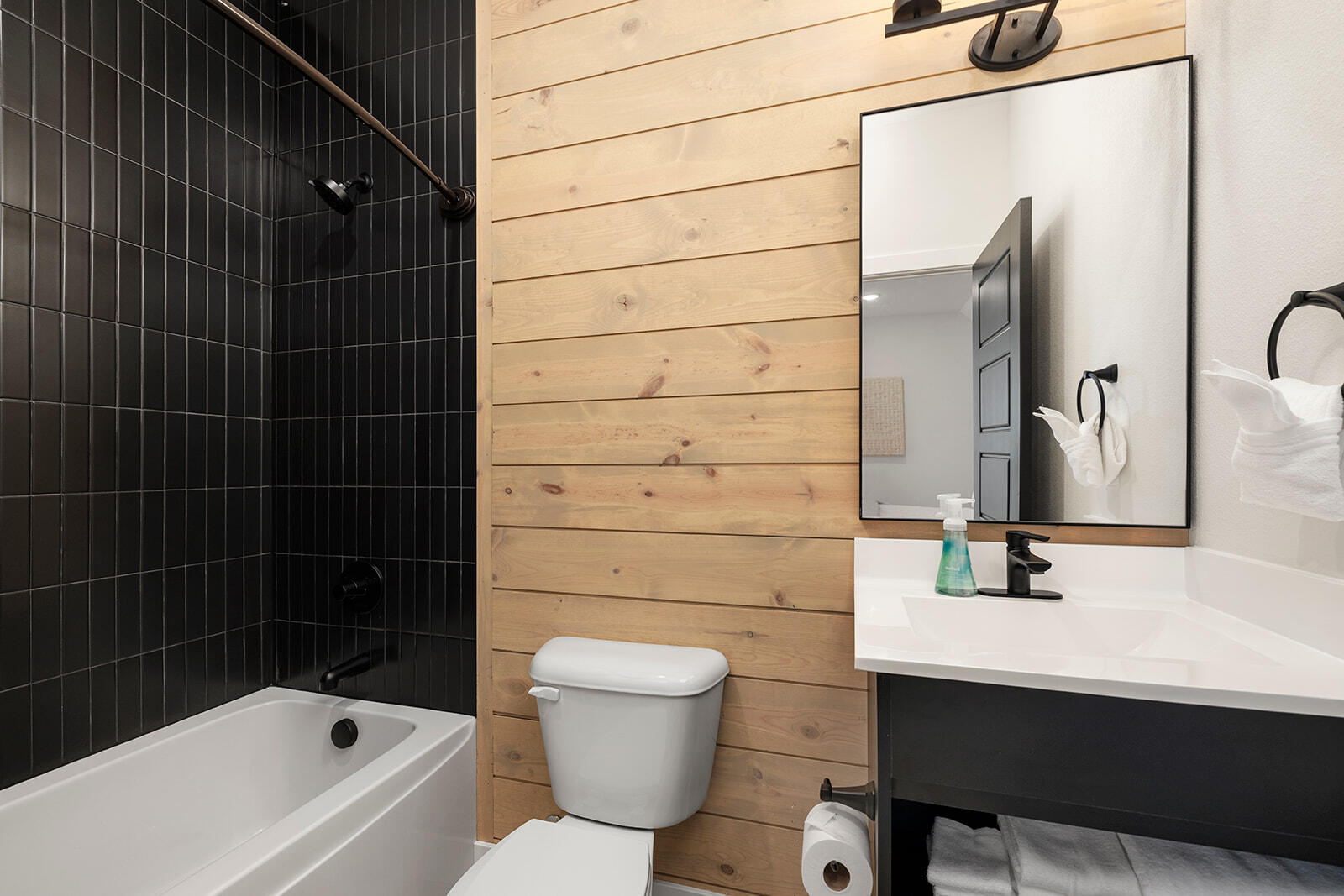 245 Rocky Shores Property Photo 41