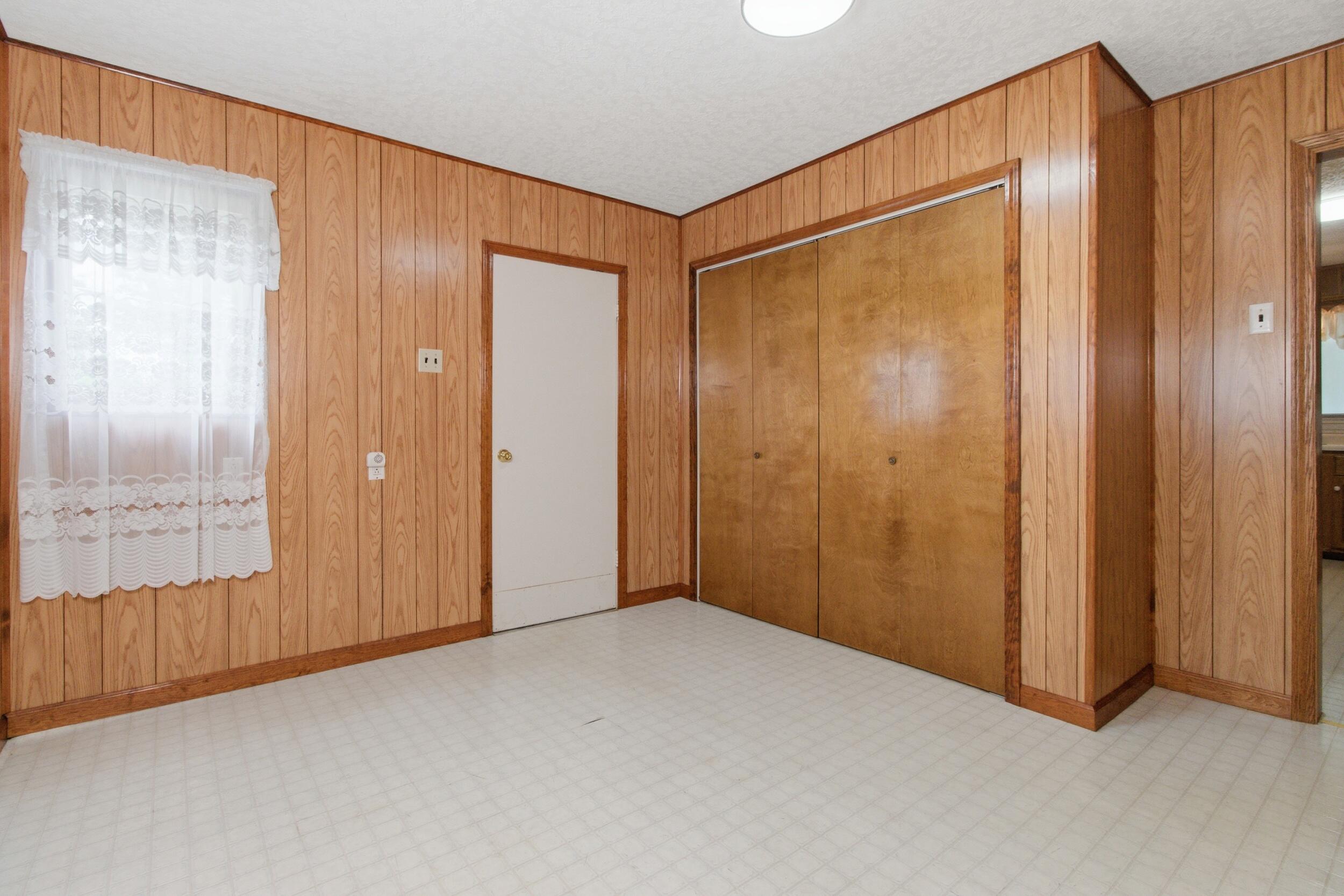 916 Sommerfield Drive Property Photo 10