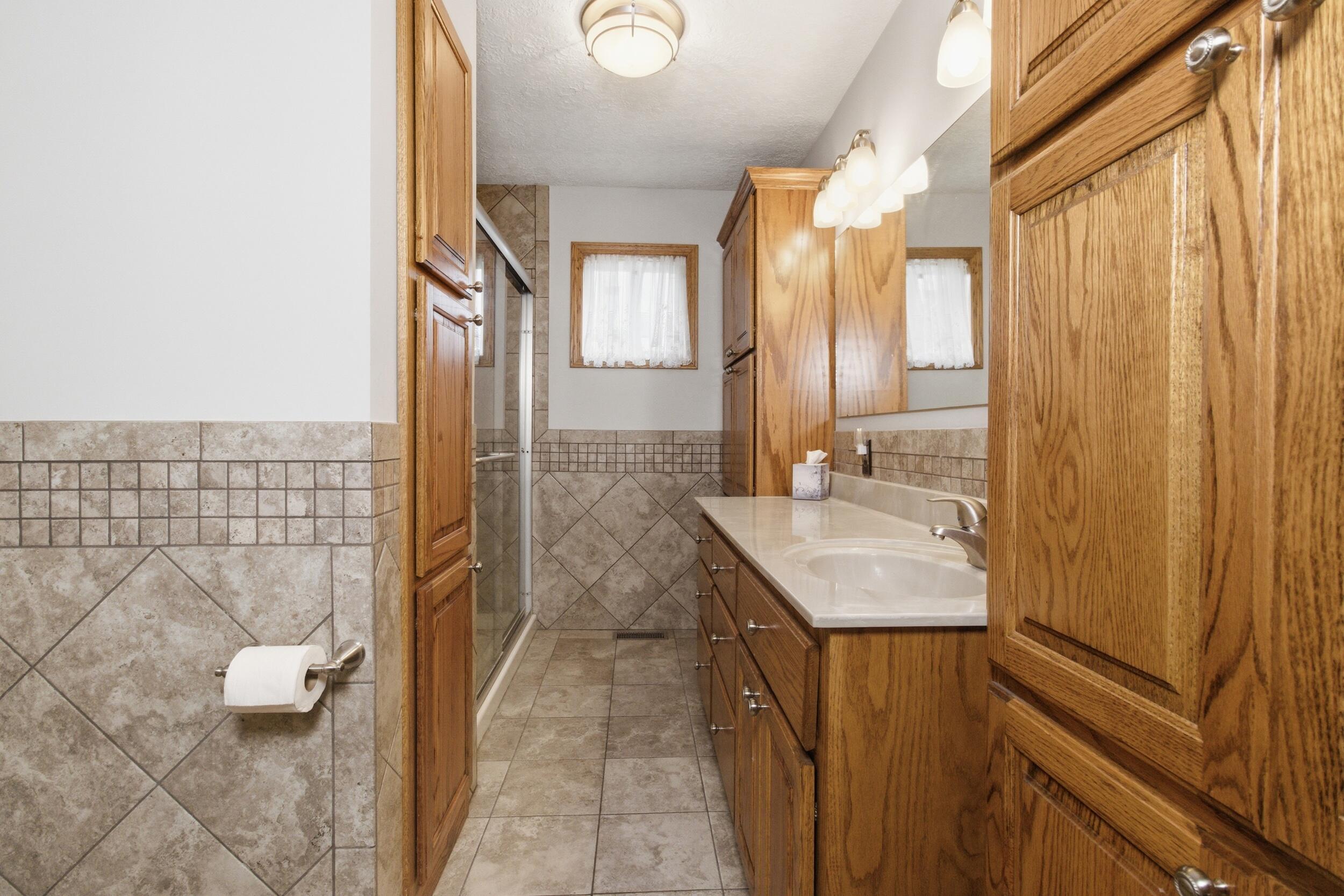 916 Sommerfield Drive Property Photo 12