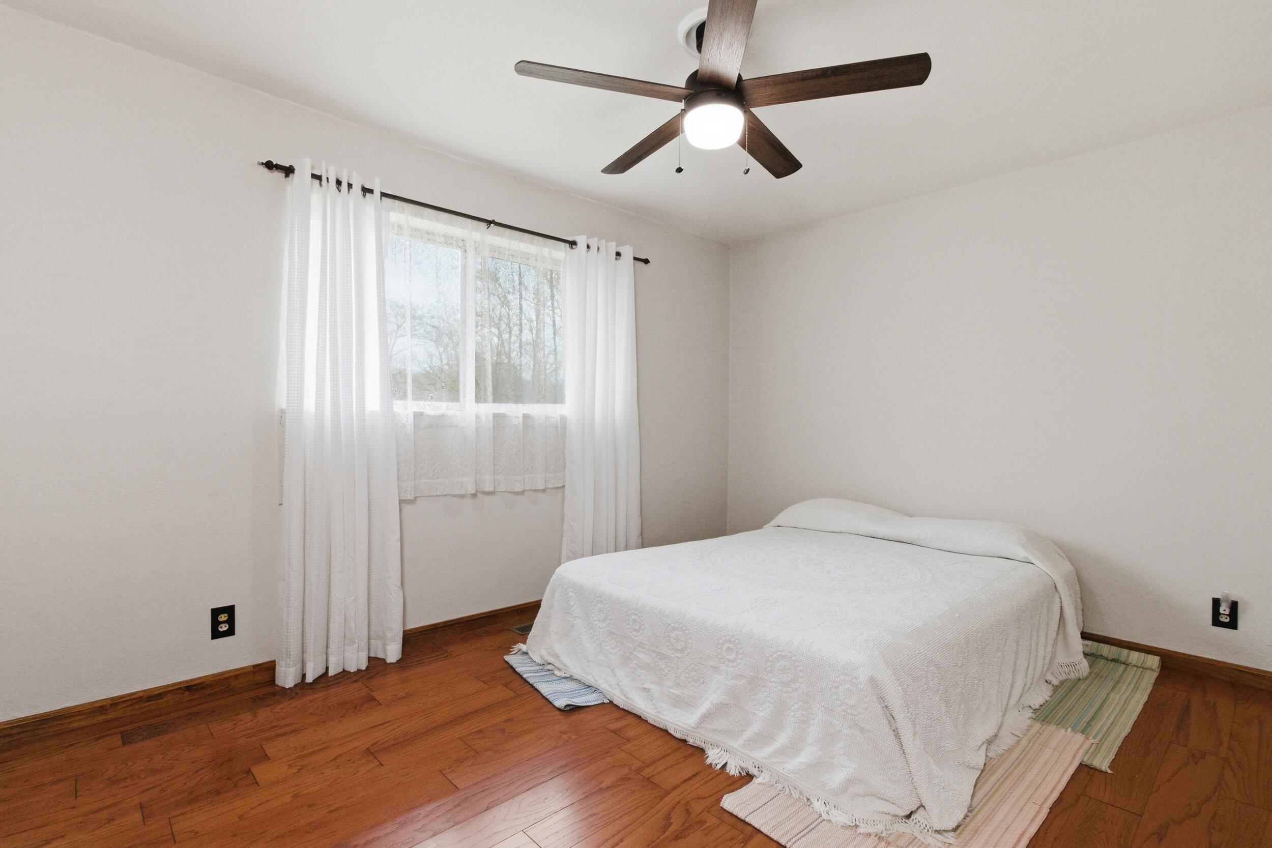 916 Sommerfield Drive Property Photo 14