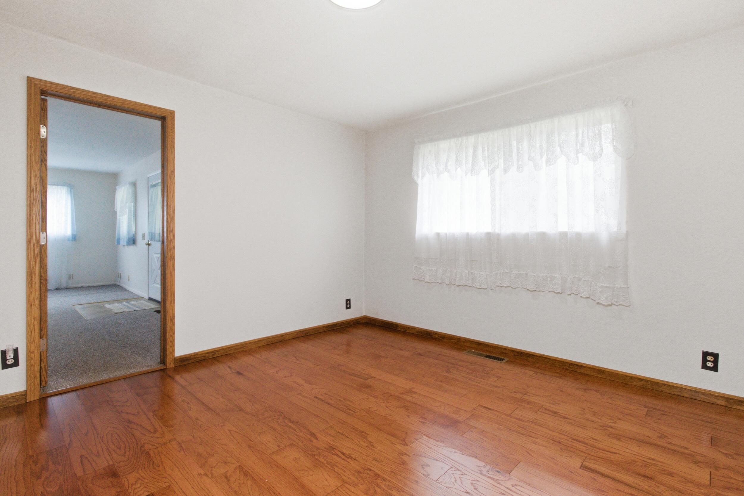 916 Sommerfield Drive Property Photo 16