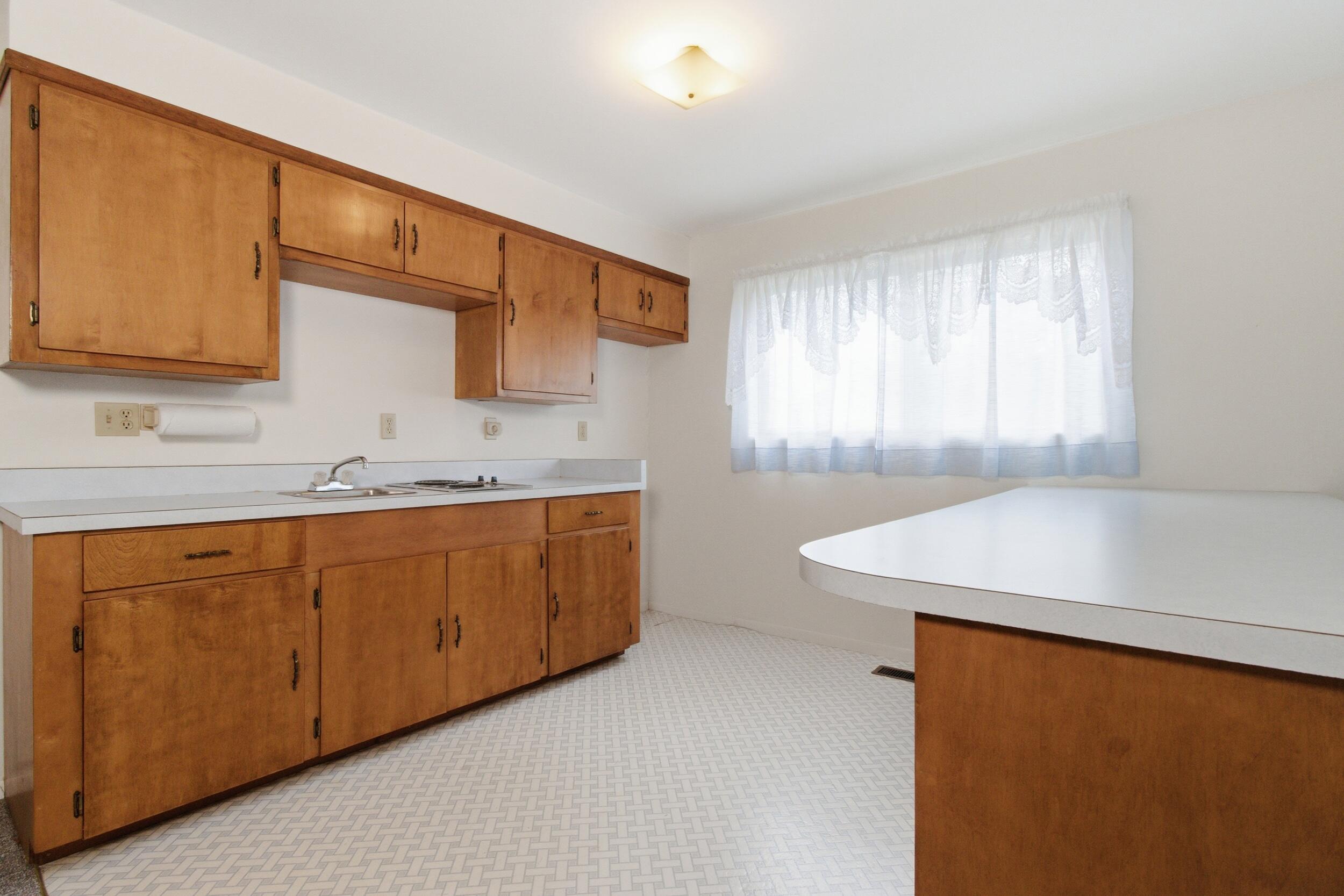 916 Sommerfield Drive Property Photo 21