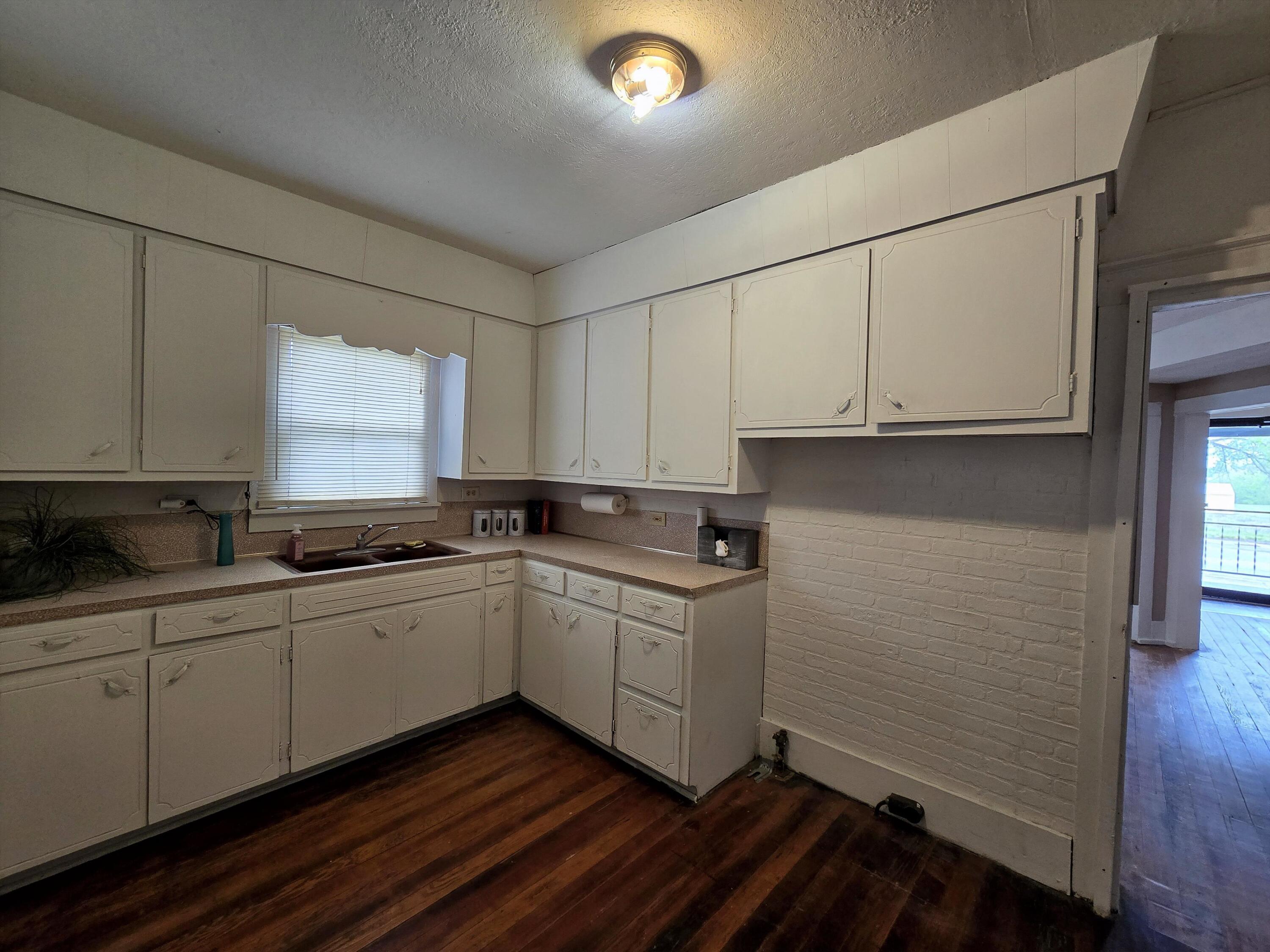 902 North Jefferson Street Property Photo 13