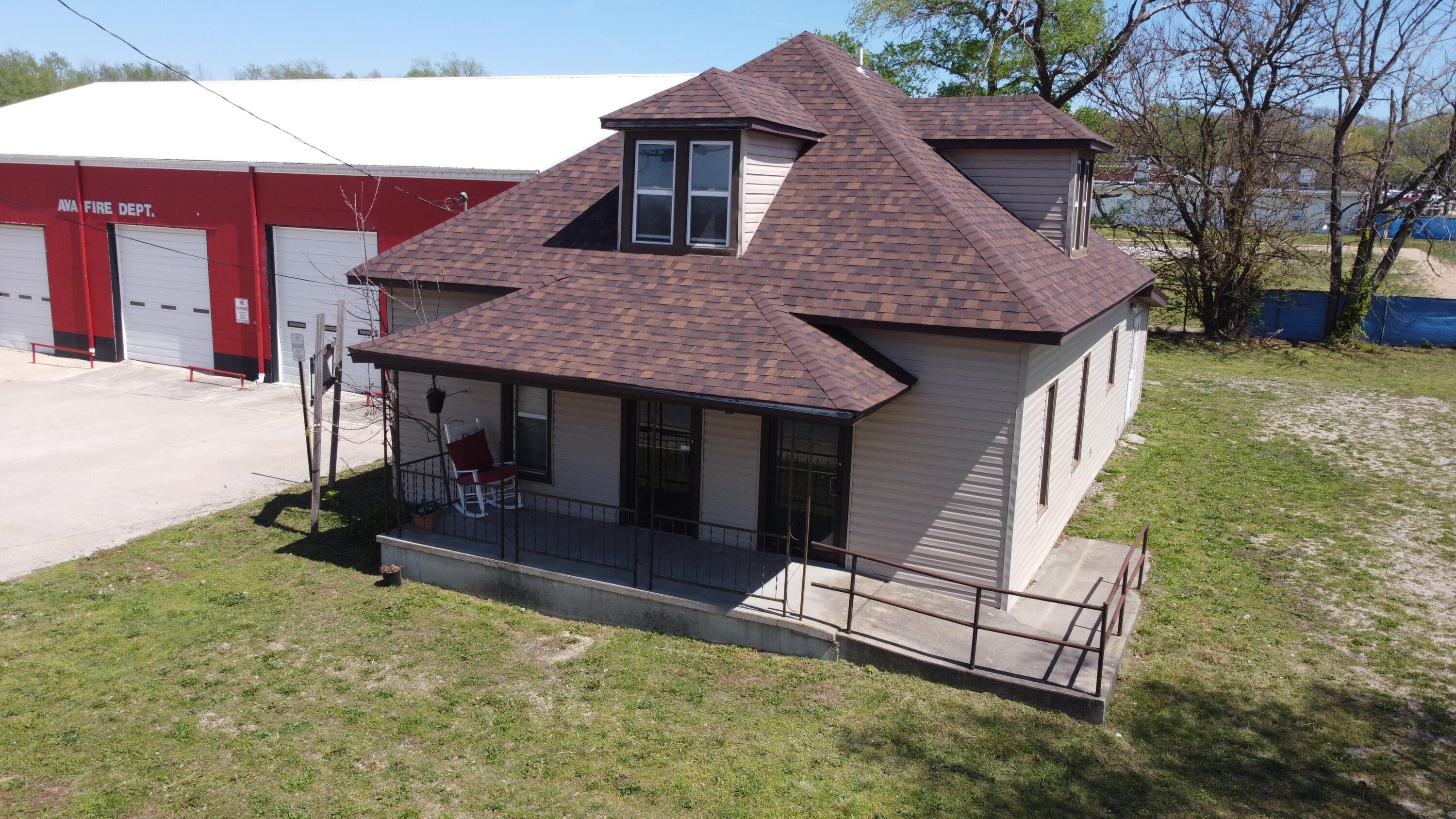 902 North Jefferson Street Property Photo 3