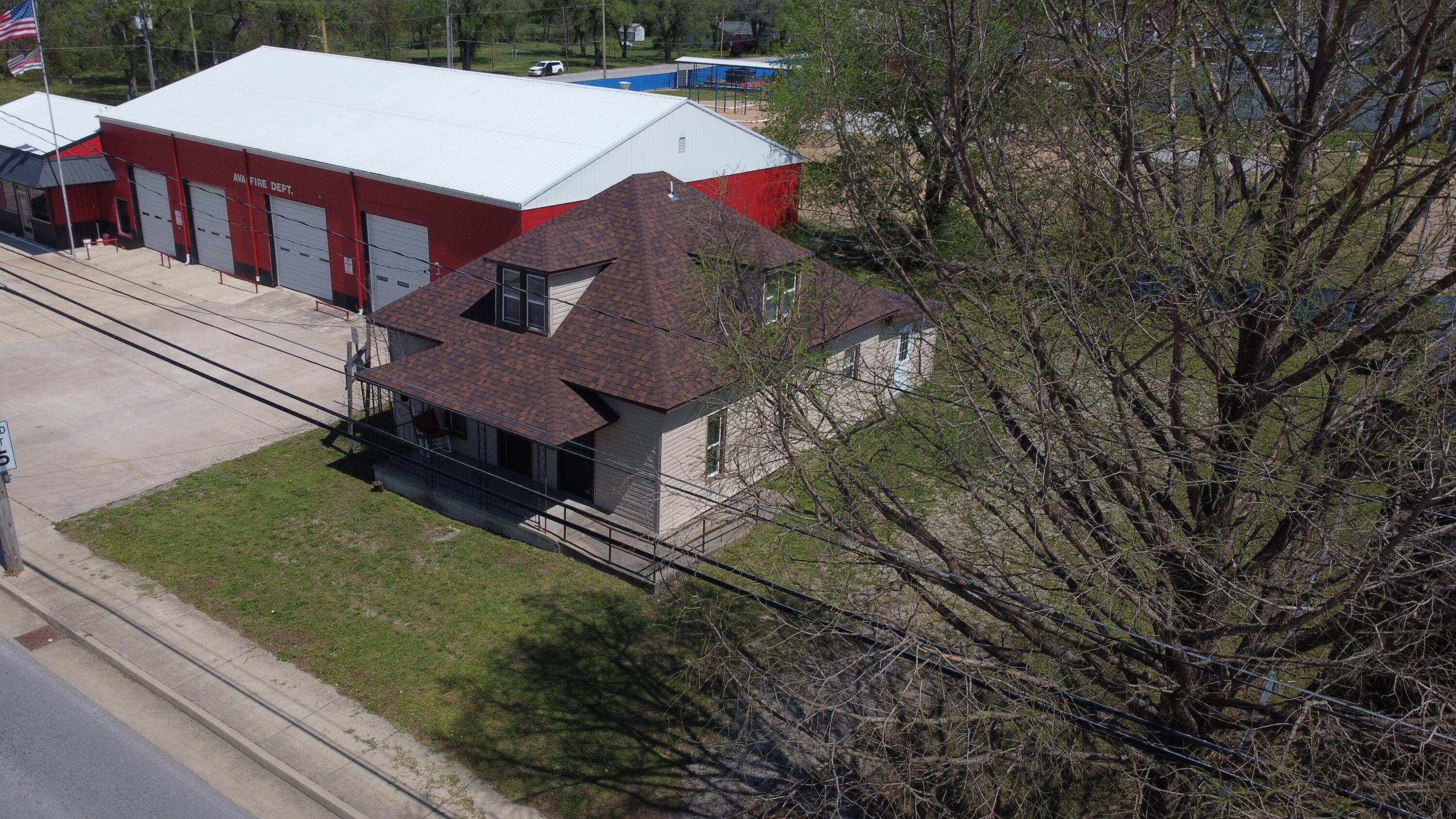 902 North Jefferson Street Property Photo 4