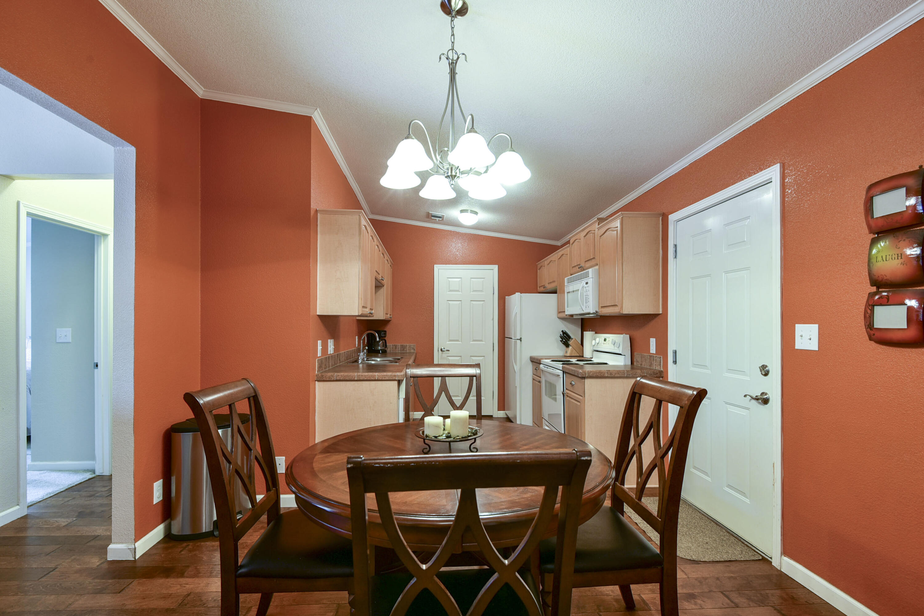 495 Van Buren Road Property Photo 10