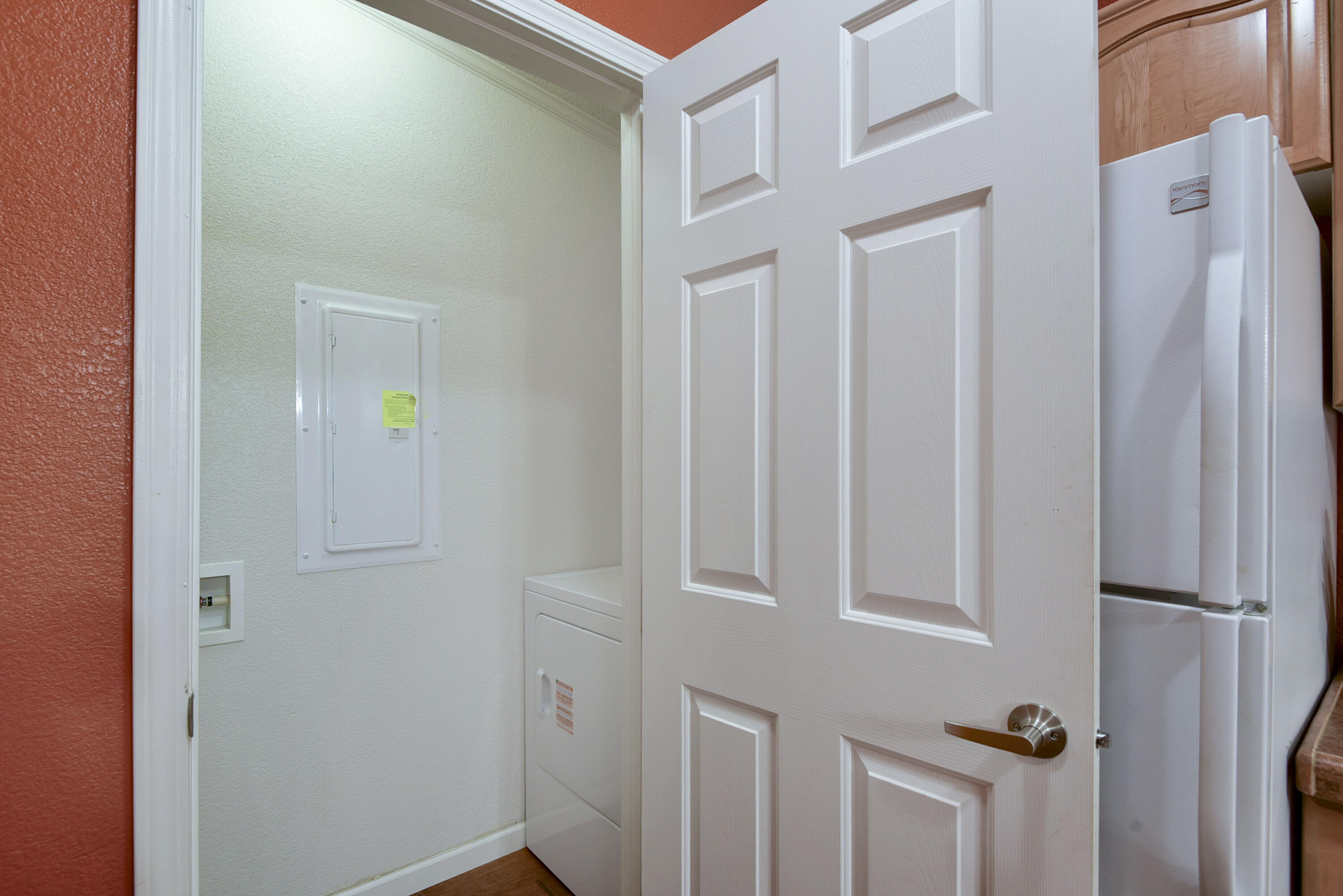 495 Van Buren Road Property Photo 15