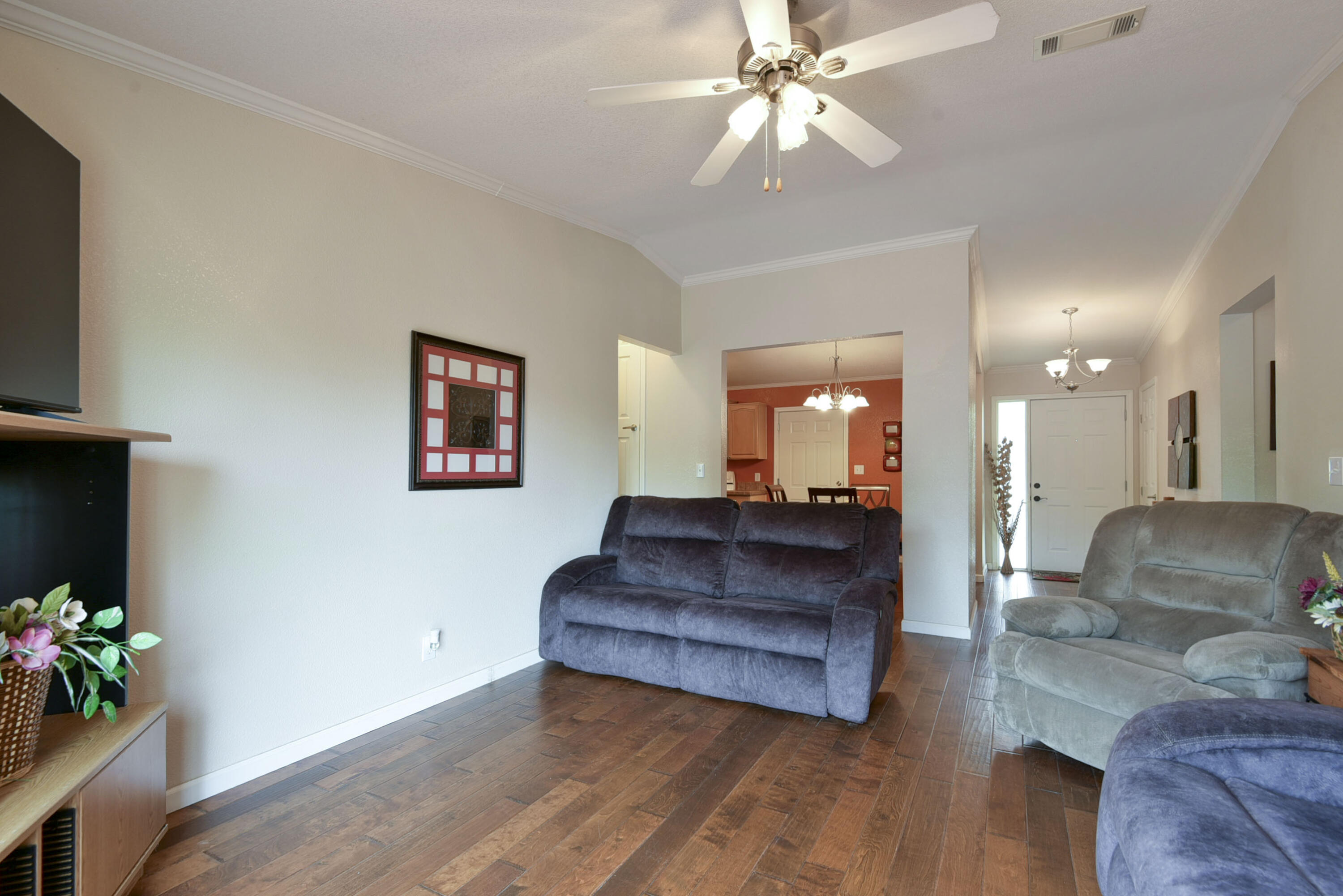 495 Van Buren Road Property Photo 18