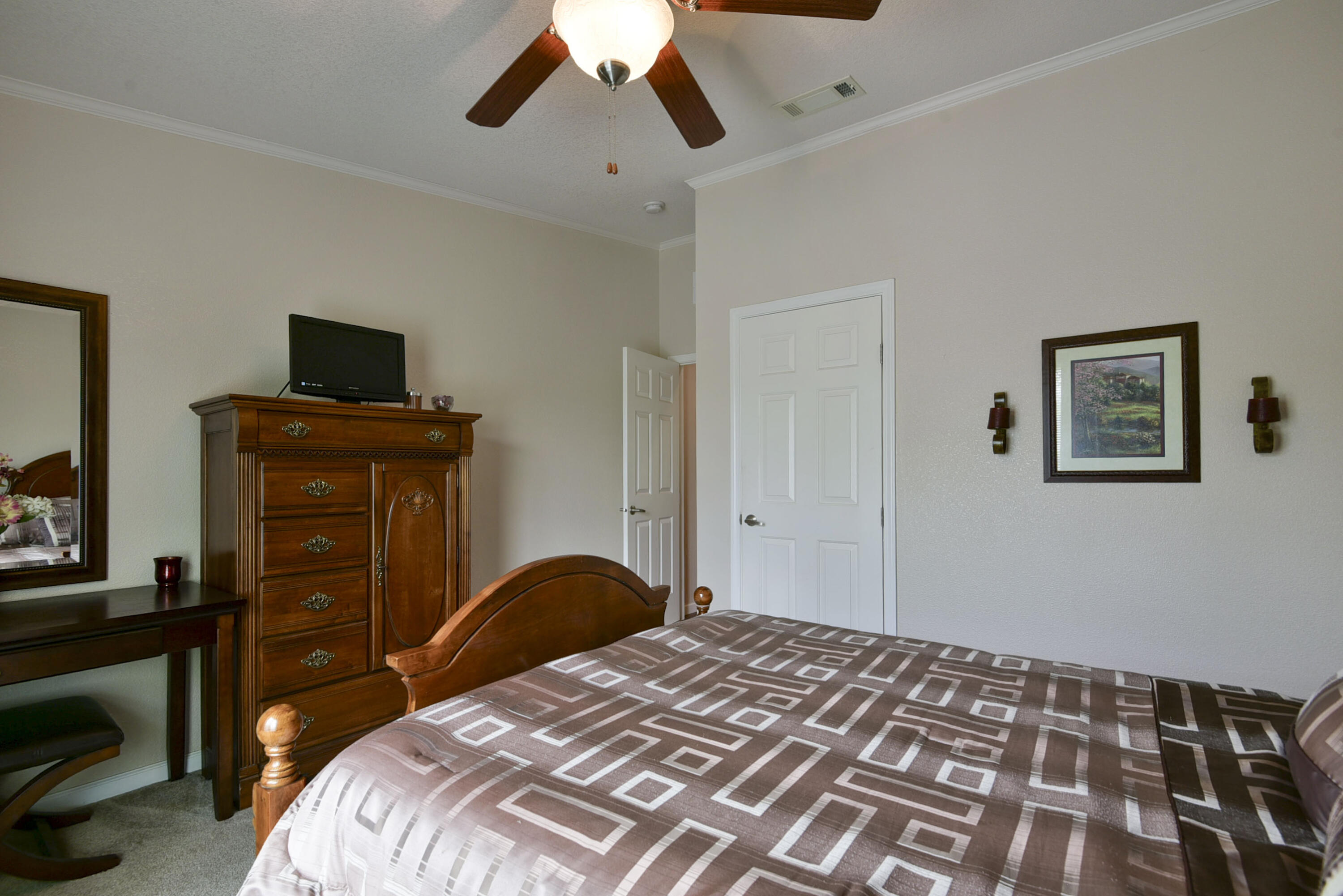 495 Van Buren Road Property Photo 28