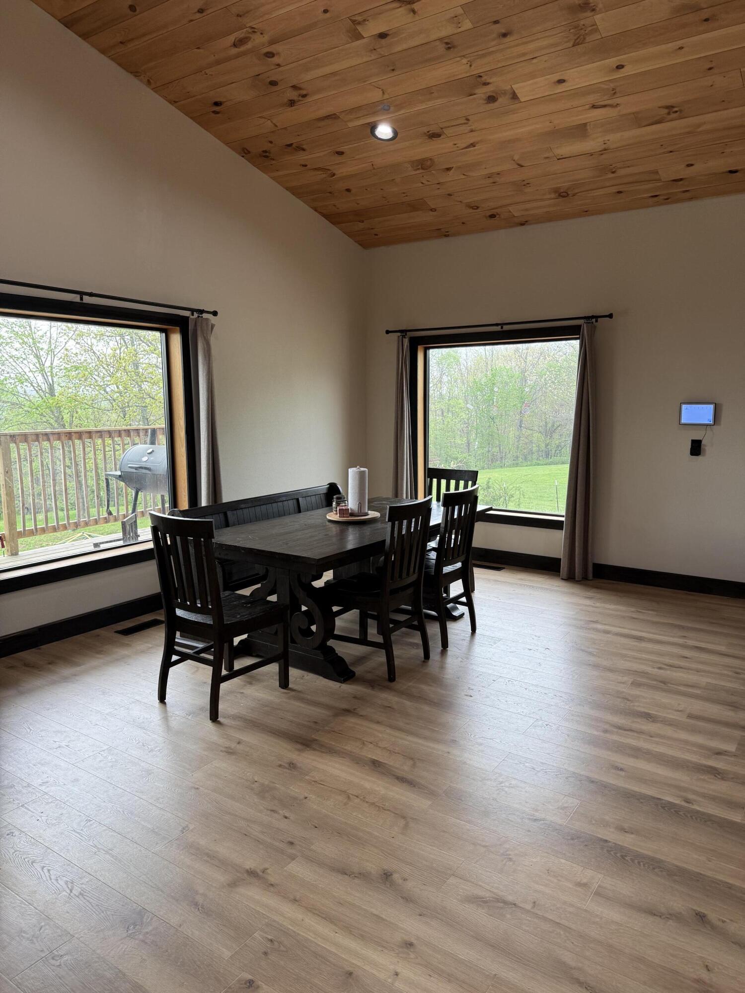 12205 Weber Road Property Photo 15