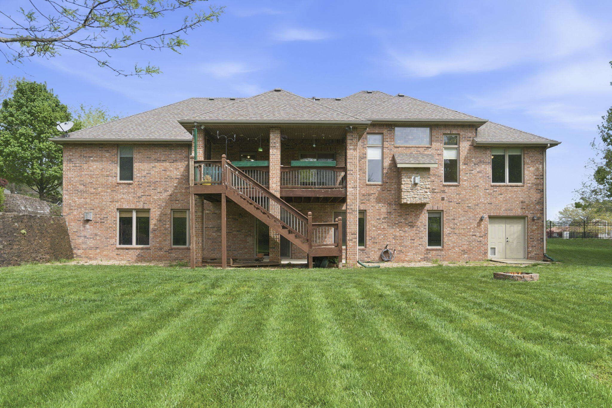 4202 Buttonwood Drive Property Photo 36