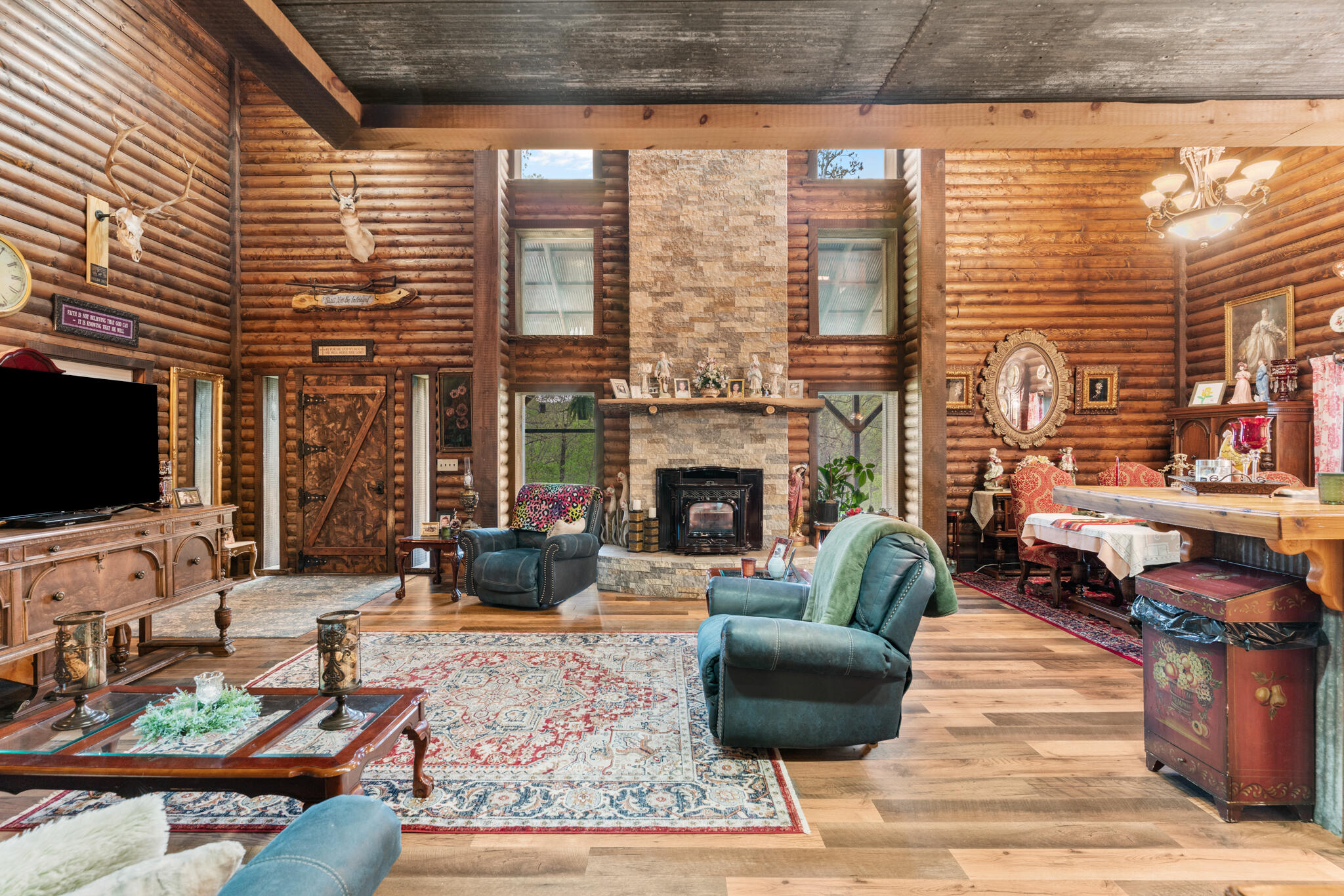 2907 Moon Valley Road Property Photo 11