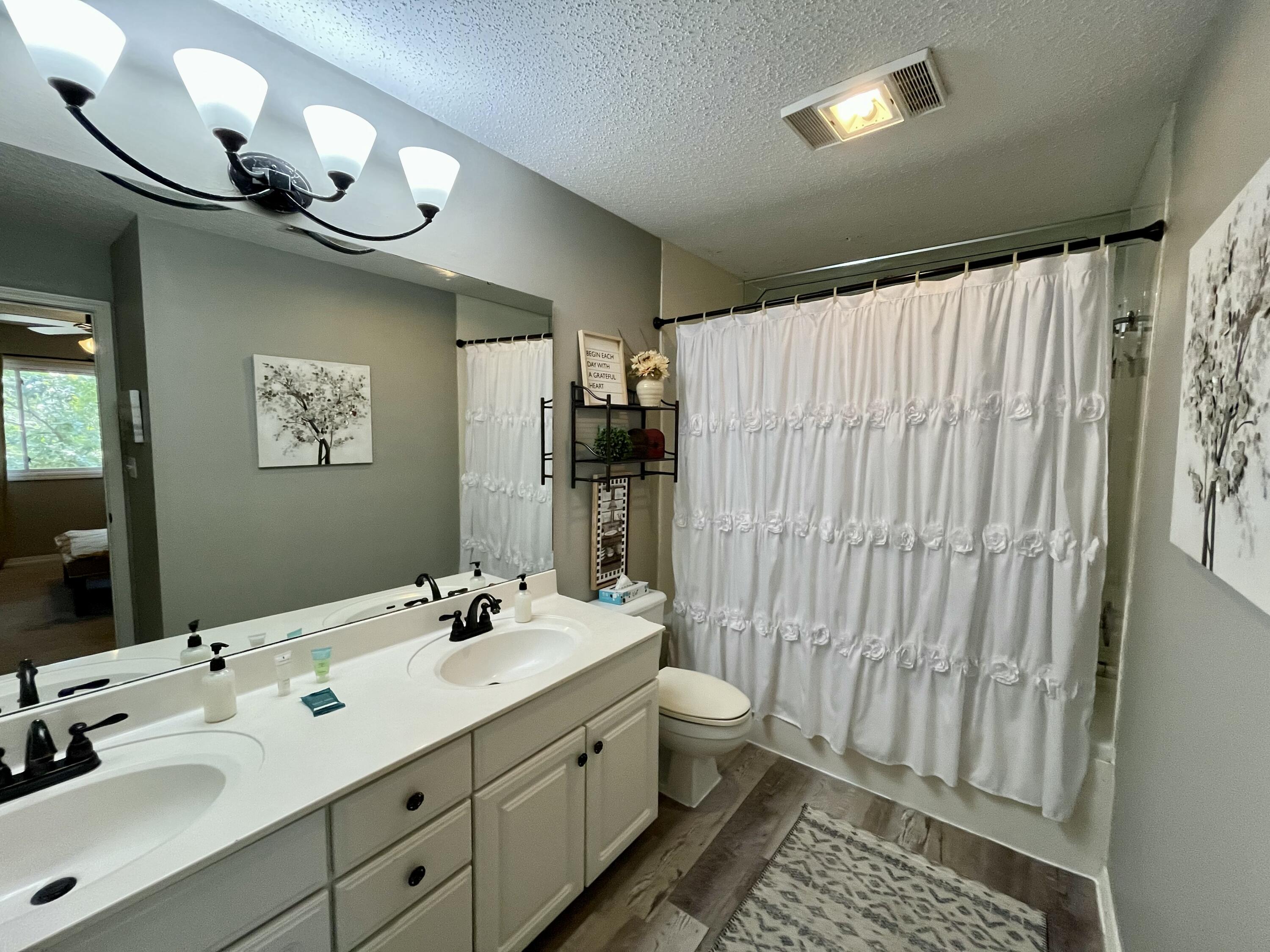 175 Avondale Drive 14 Property Photo 16