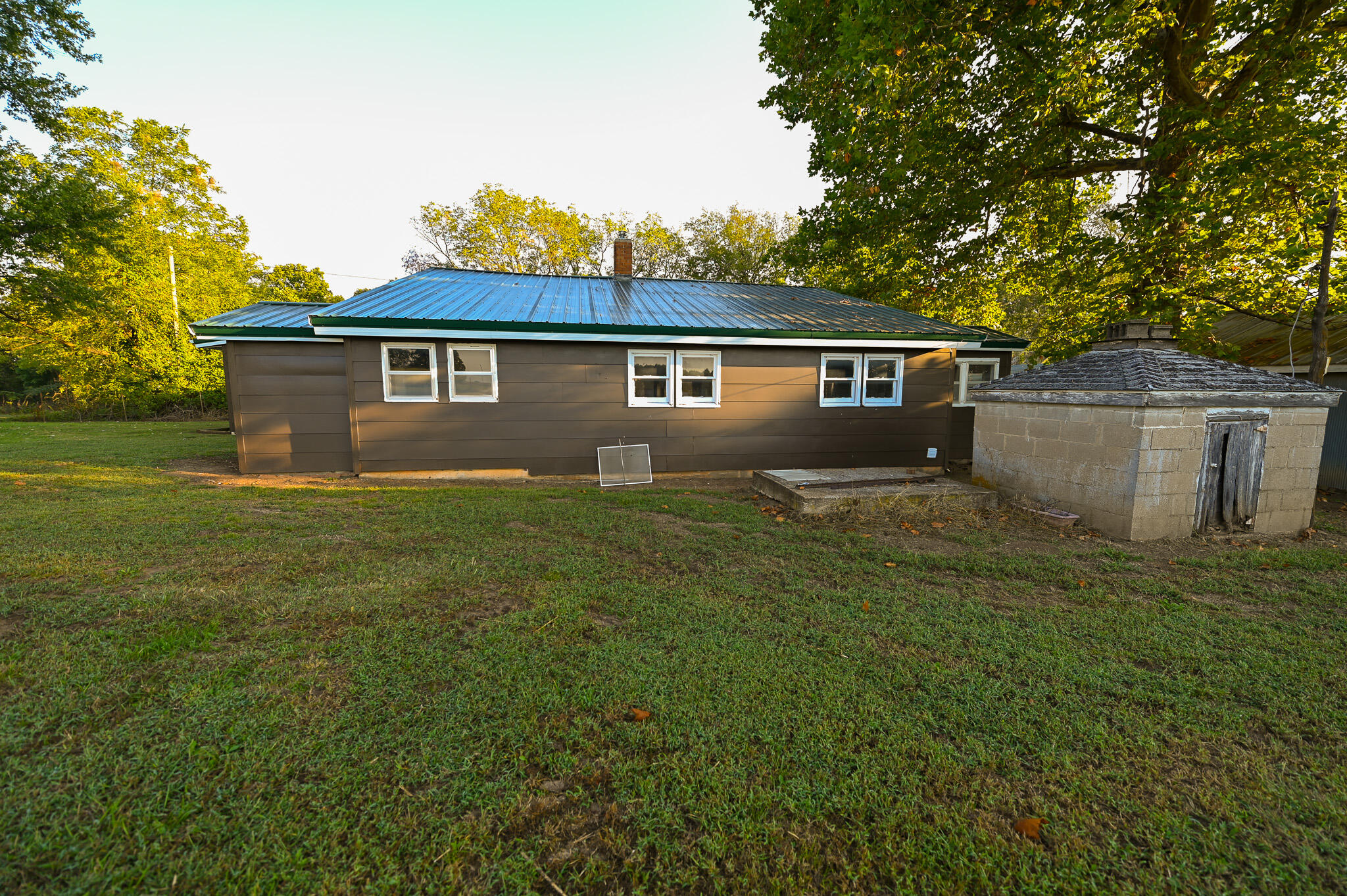 9351 South 2700 Road Property Photo 16