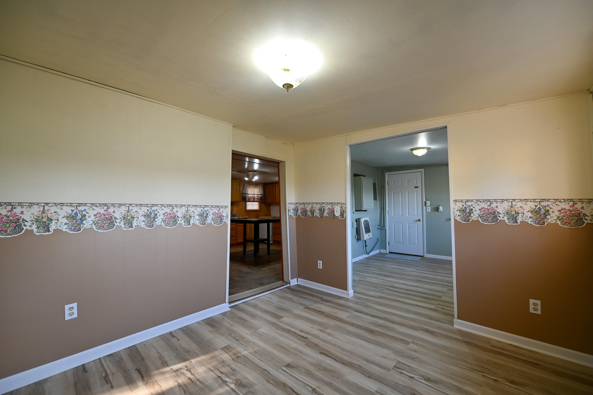 9351 South 2700 Road Property Photo 28