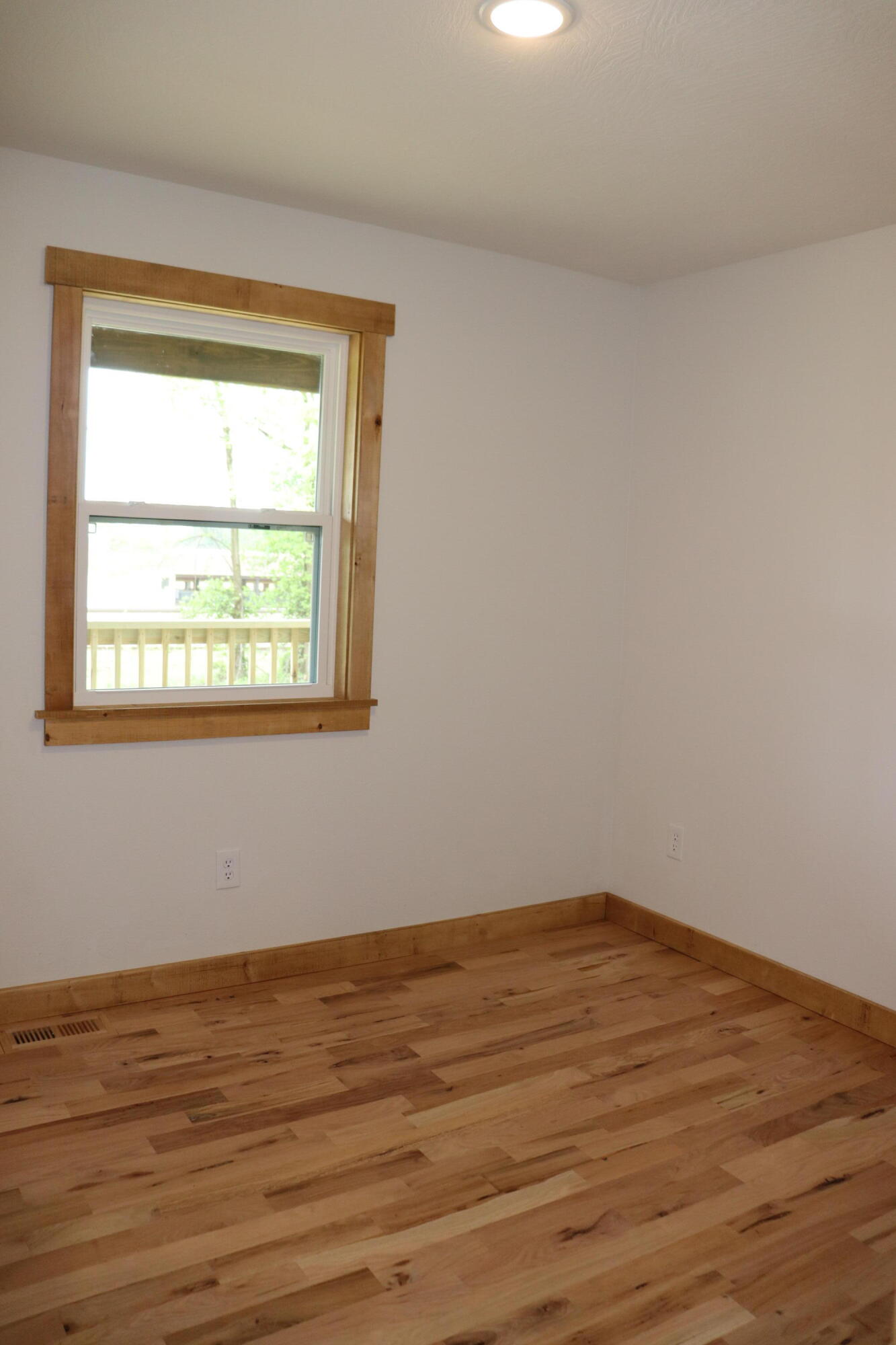 204 West High Street Property Photo 28