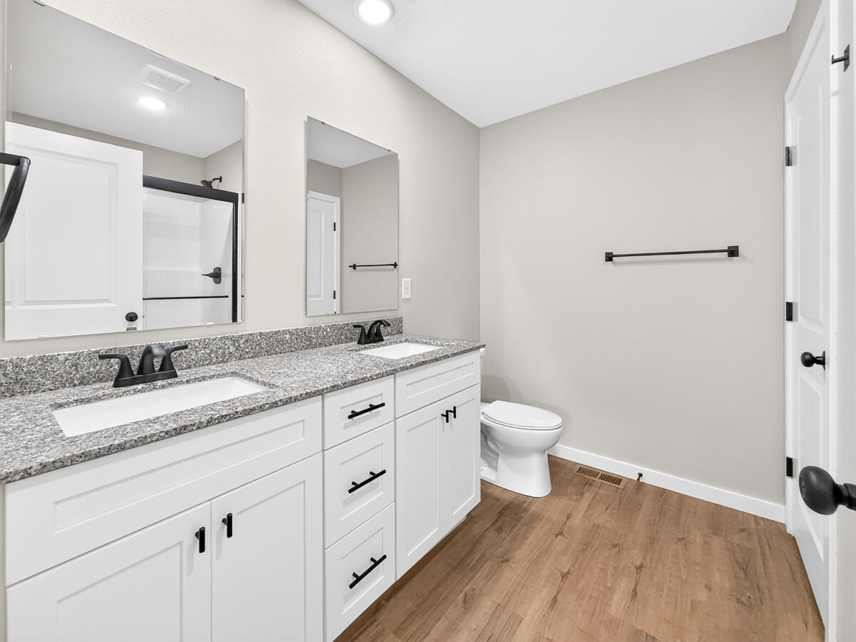 585 Bailiwick Drive Property Photo 8